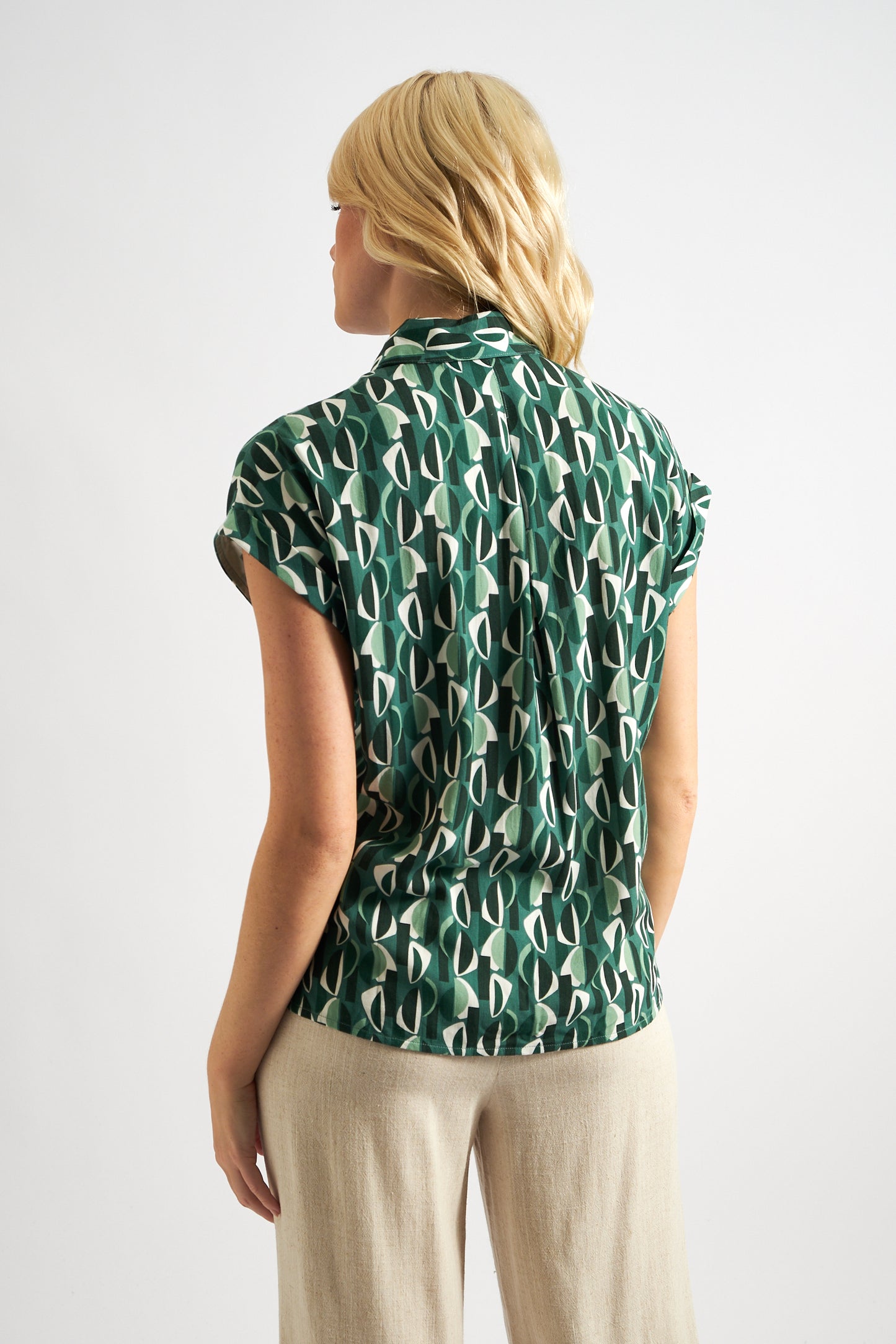 Abinaya Mid Century Retro Print Shirt - Green