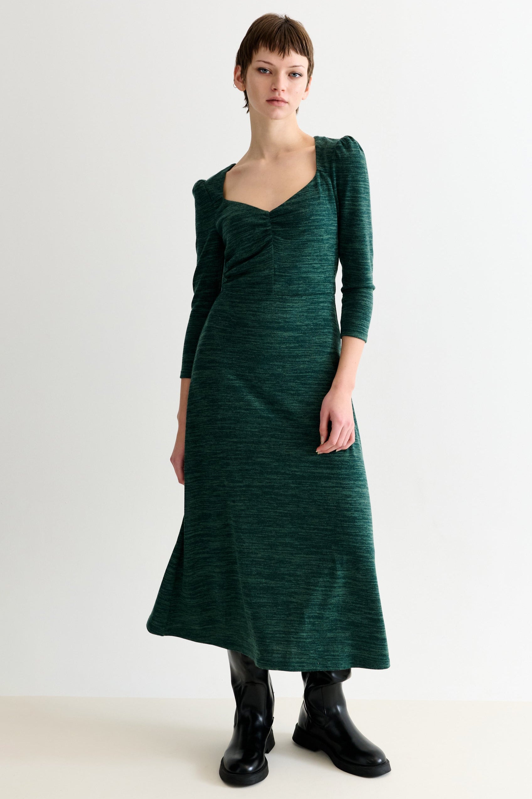 Ambrose Sustainable Marl Sweetheart Neck Midi Dress – Green