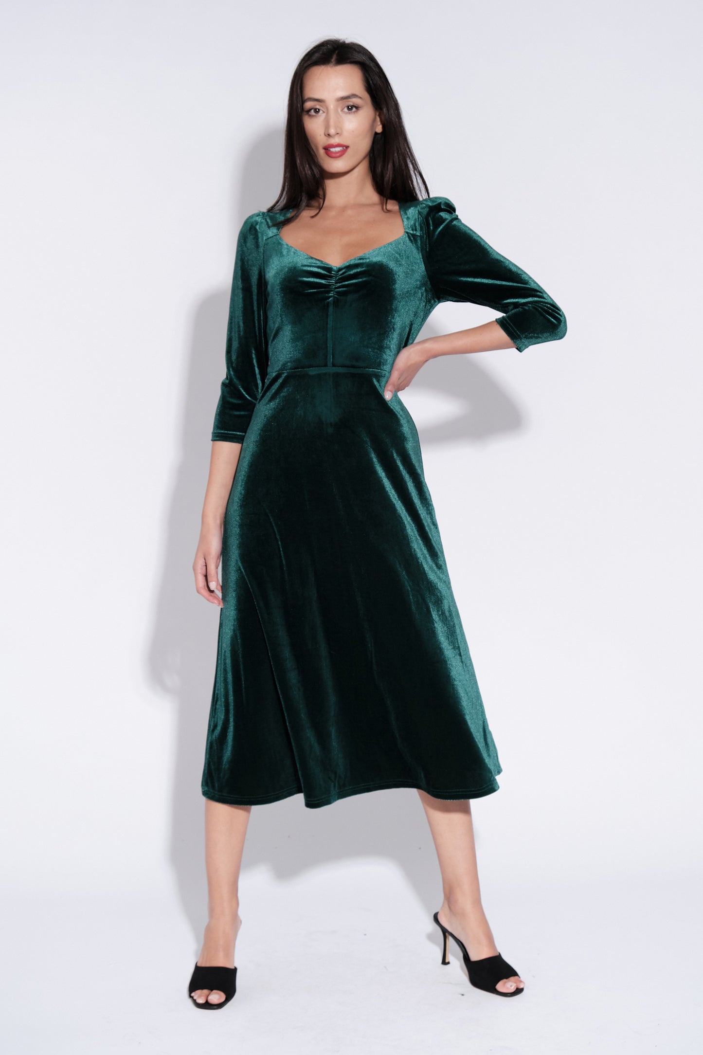 Ambrose Velvet Midi Dress in Green