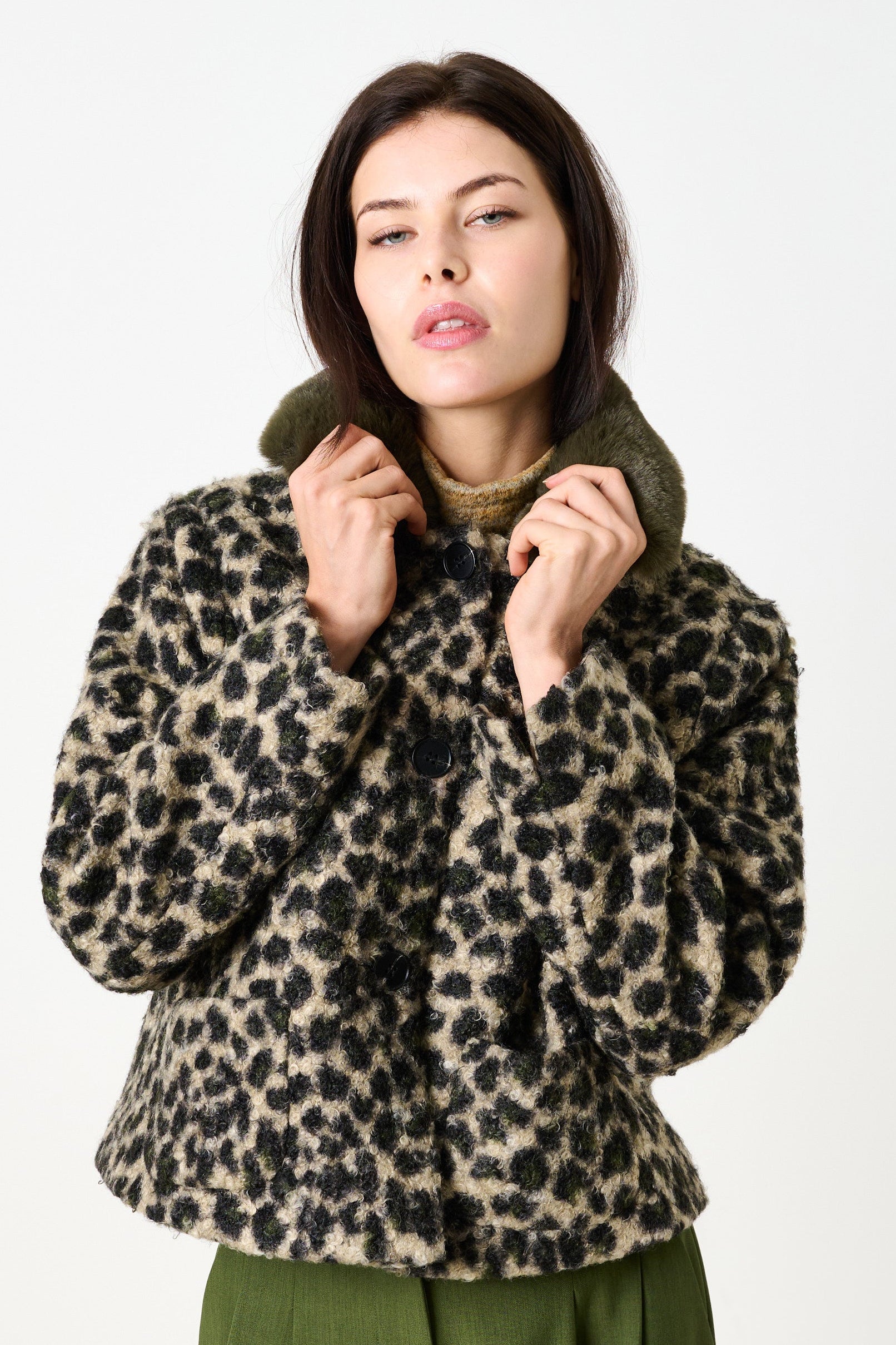 Apple Animal Teddy Faux Fur Collar Jacket - Green