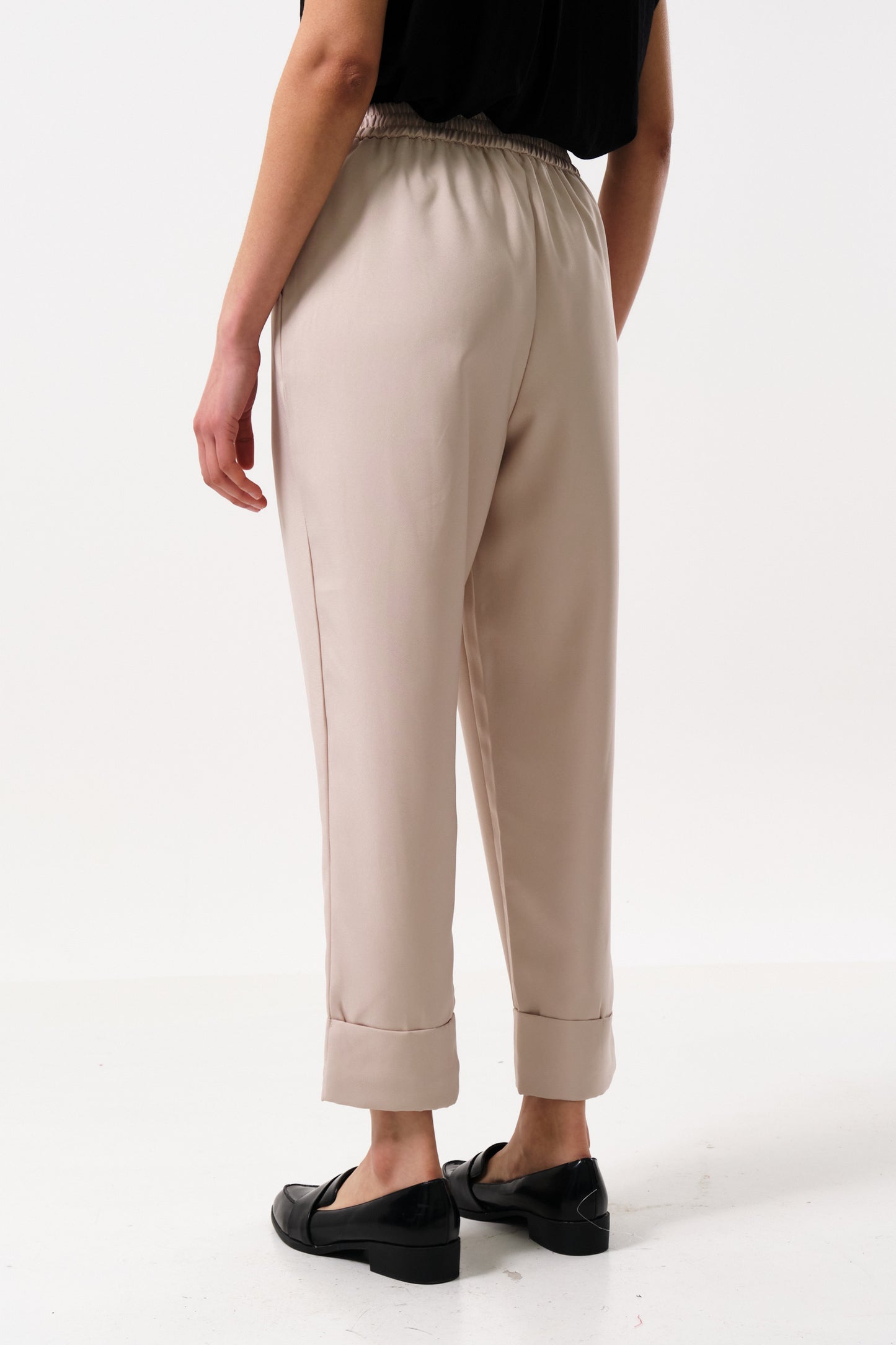 Bayeux Sustainable Satin Back Crepe Trouser - Camel