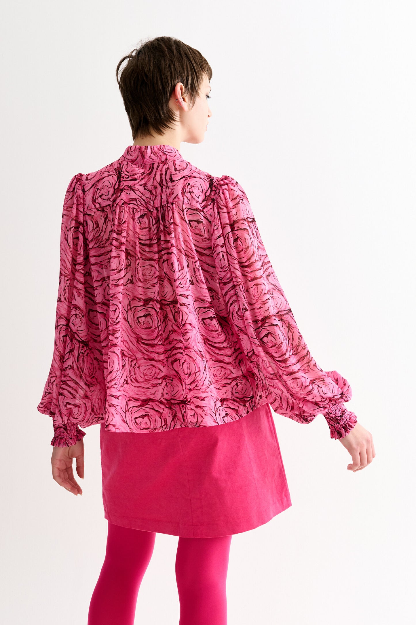 Boo Rosechild Tie Neck Blouse – Pink