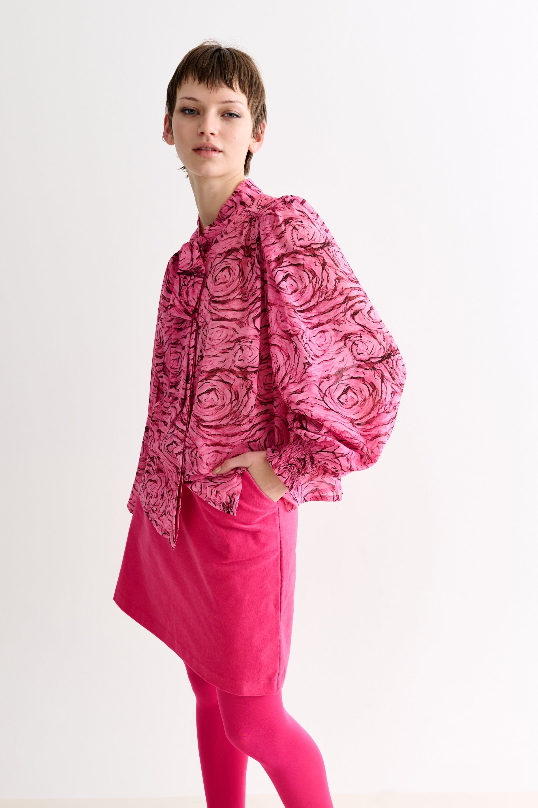 Boo Rosechild Tie Neck Blouse – Pink