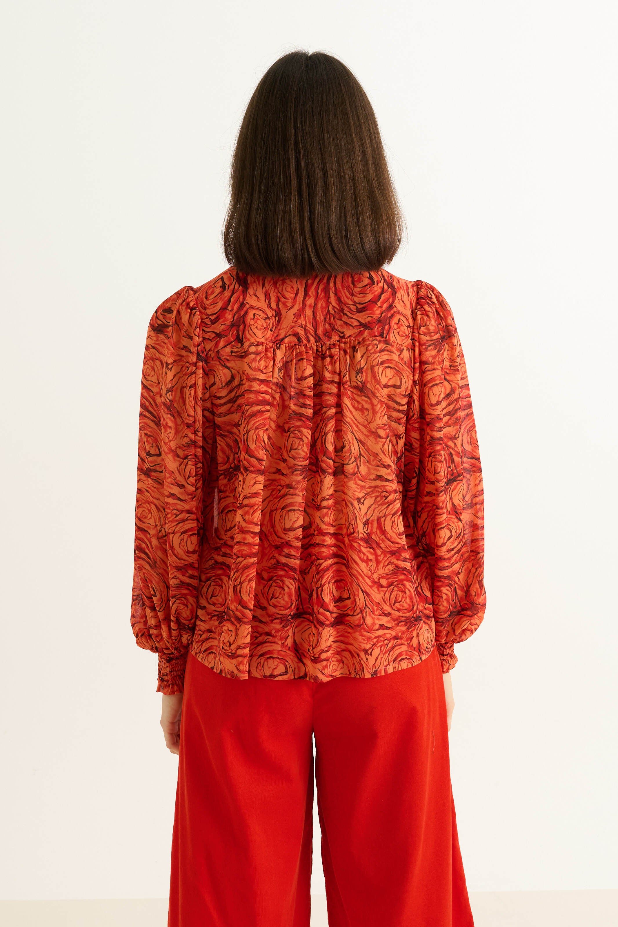 Boo Rosechild Tie Neck Blouse – Apricot