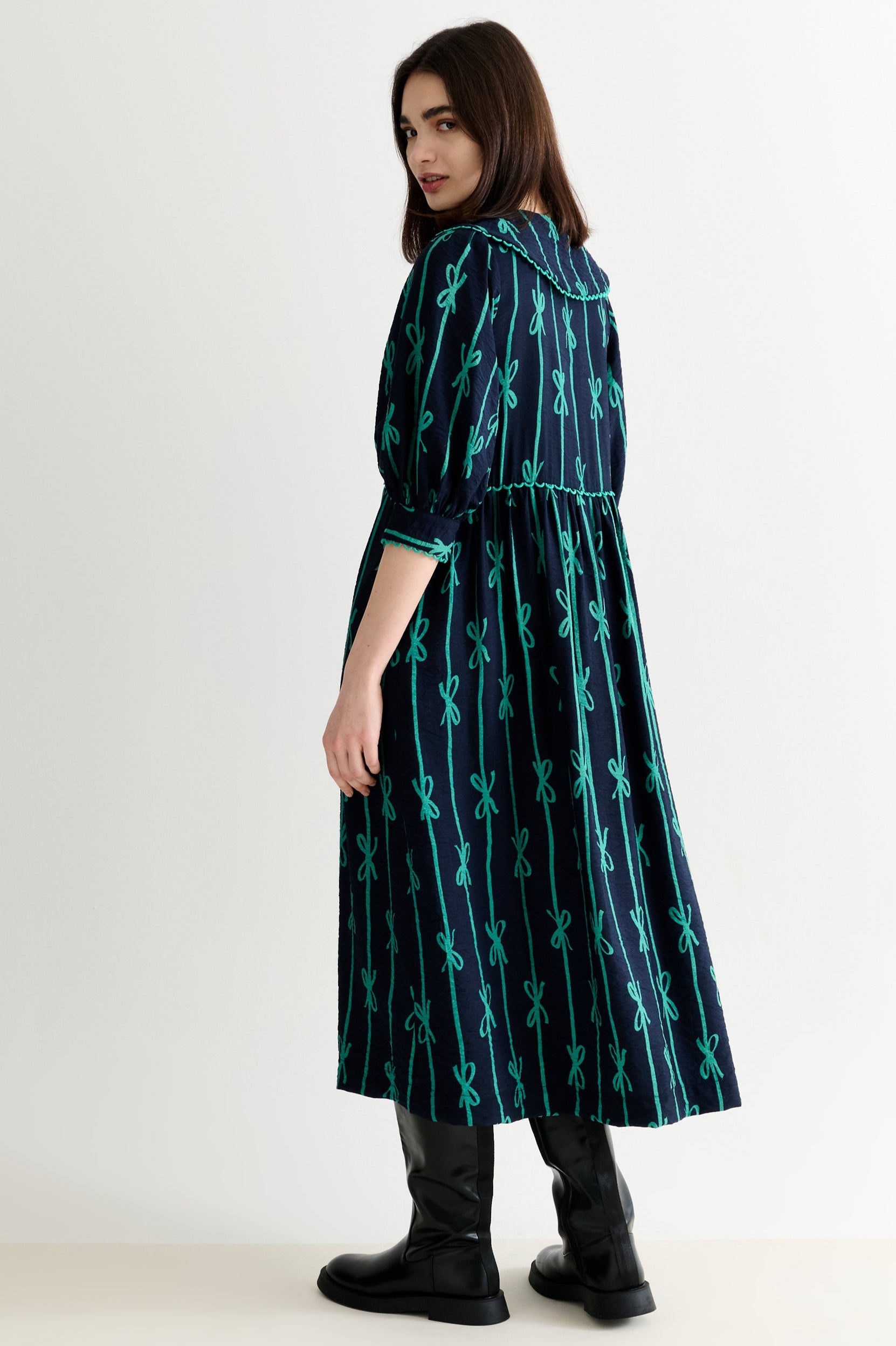 Caris Tie Up Statement Collar 3/4 Sleeve Midi Dress