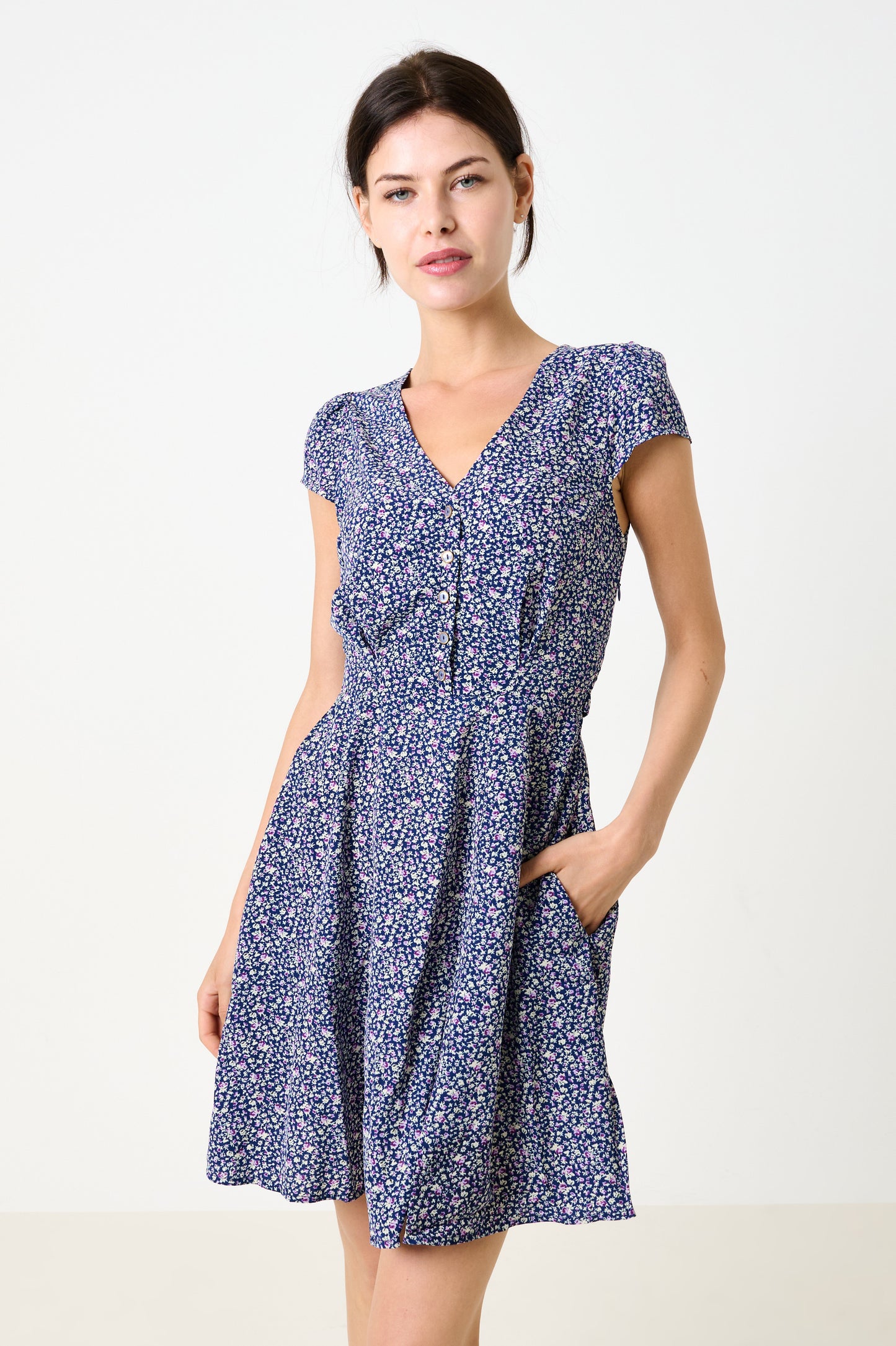 Cathleen Mini Tea dress Floral 10