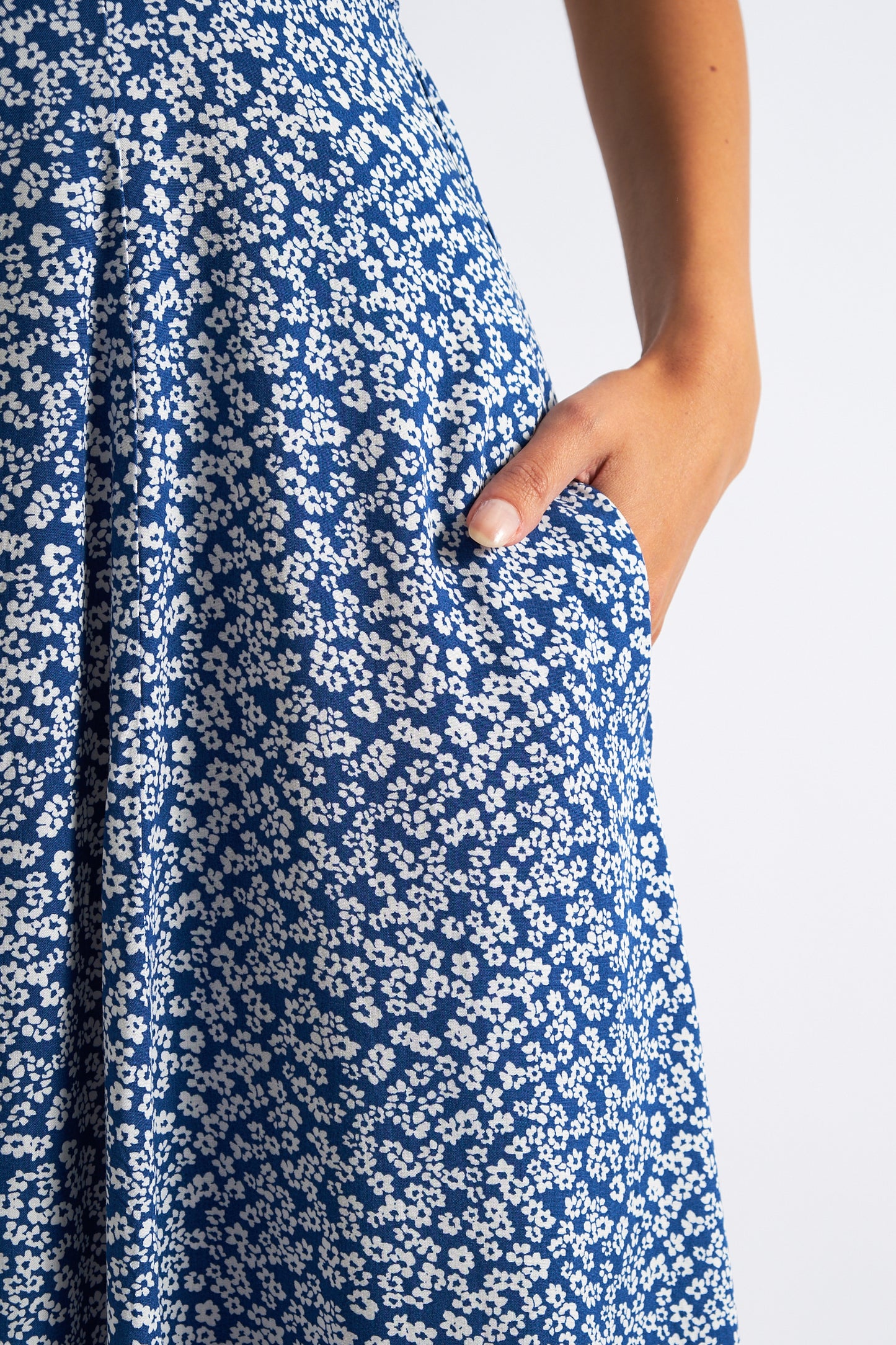 Cathy Ditsy Midi Tea Dress Blue