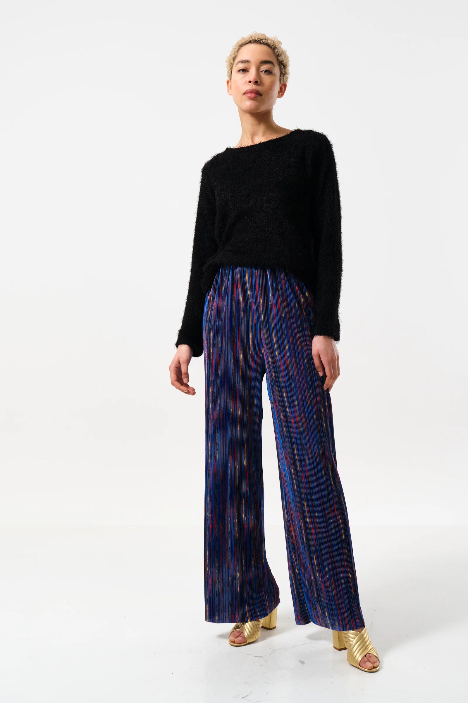 Clothide Abstract Print Pleat Trousers - Detail 2