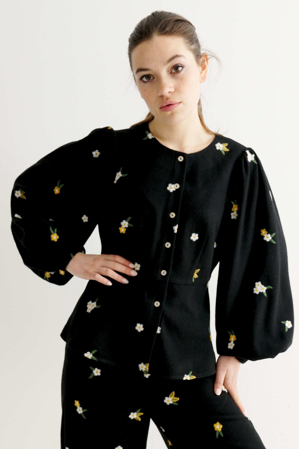 Clementine Daisy Tweed Long Sleeve Blouse – Black
