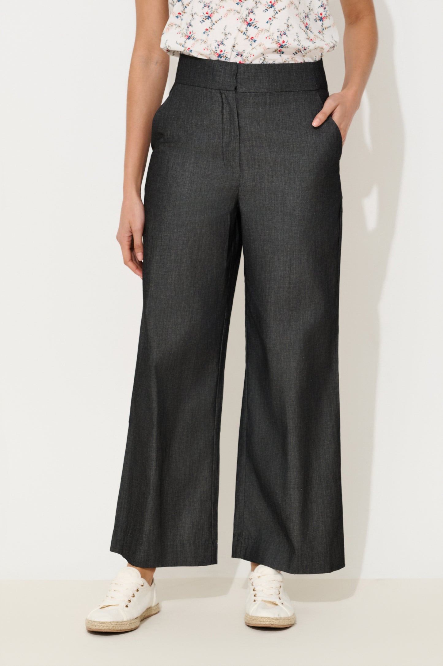 Elina Chambray Straight Cut Trouser - Black