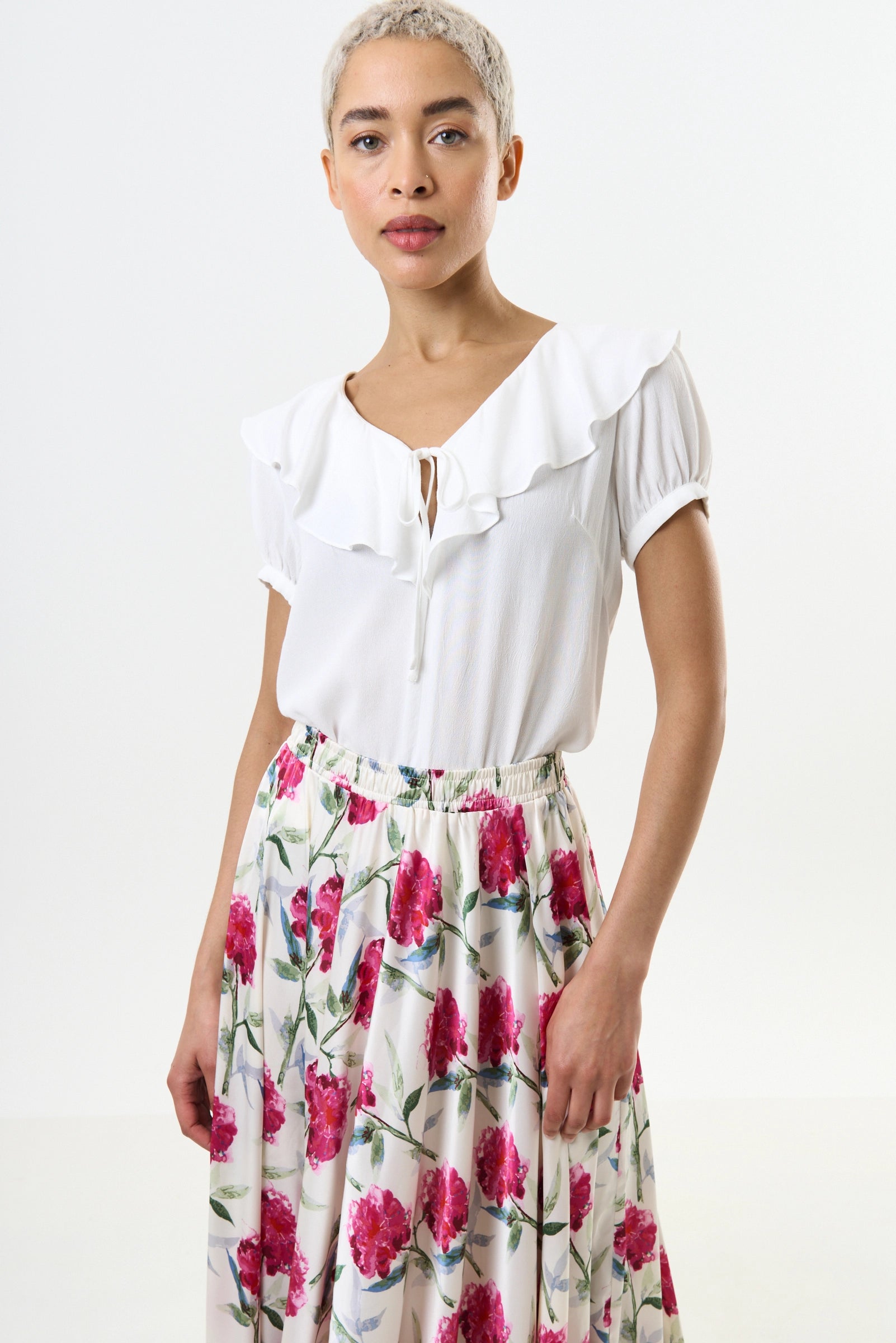 Eloise Moss Crepe Frill Collar Blouse - Off White - Detail 1