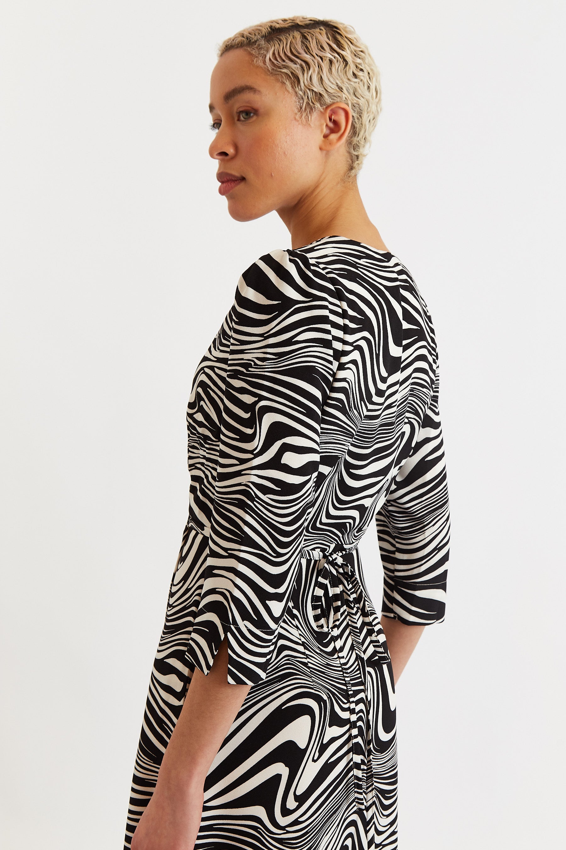 Haden Zebra Pop Print Wrap Midi Dress - Black and White - Detail 3