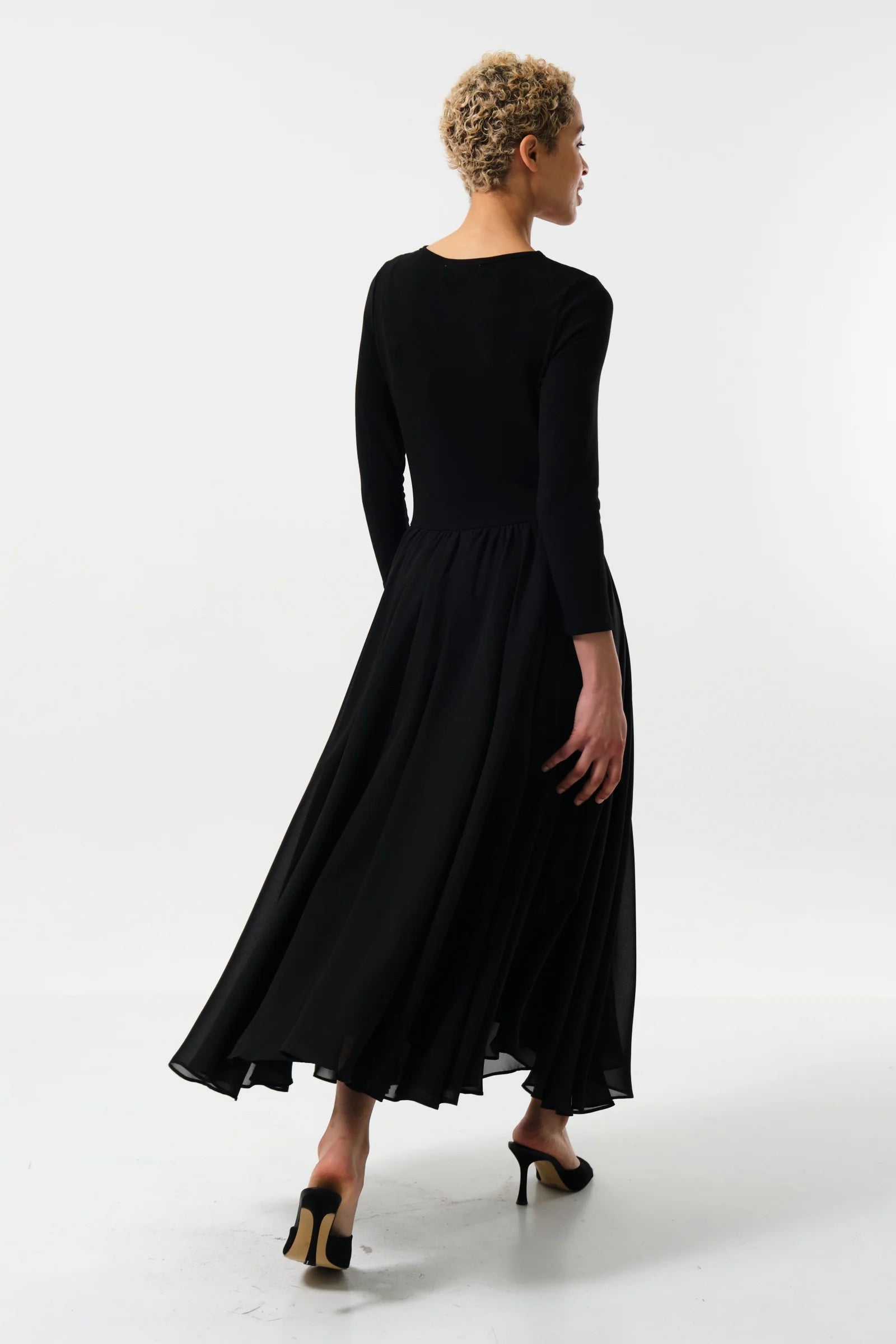 Huxley Ballerina Style Maxi Dress - Black