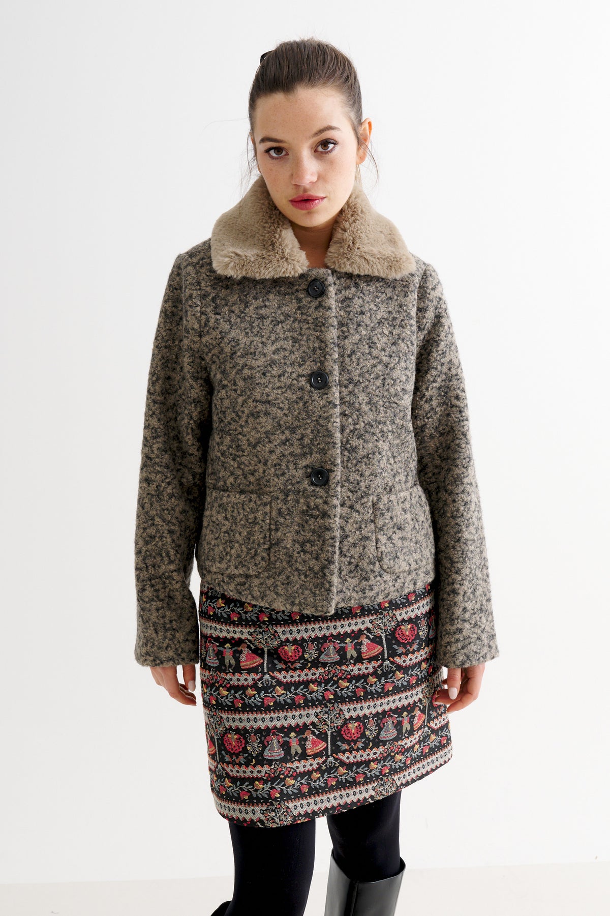 Apple Boucle Jacket - Biscuit