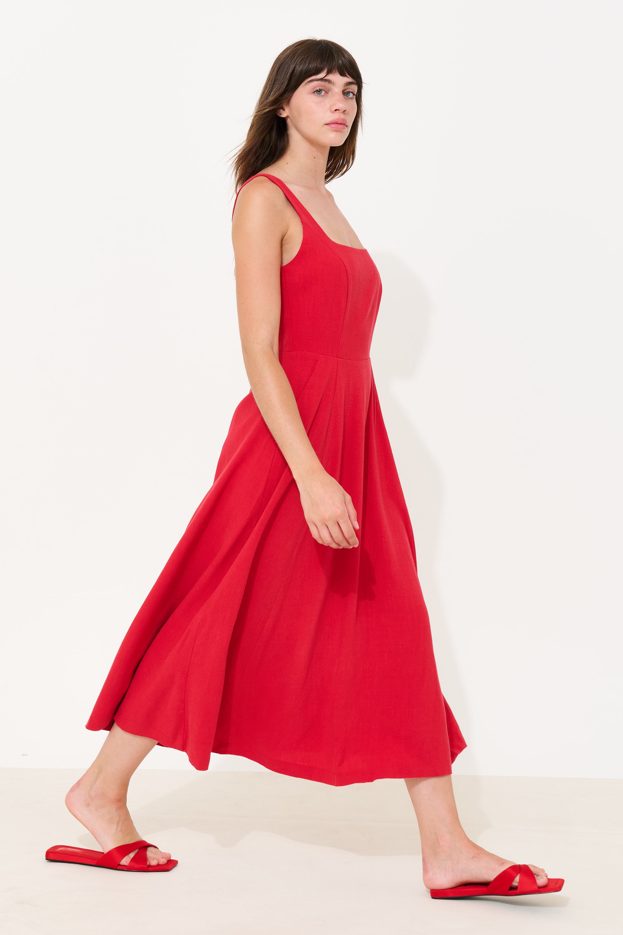 Baya Linen Mix Square Neck Midi Dress - Red - View 3