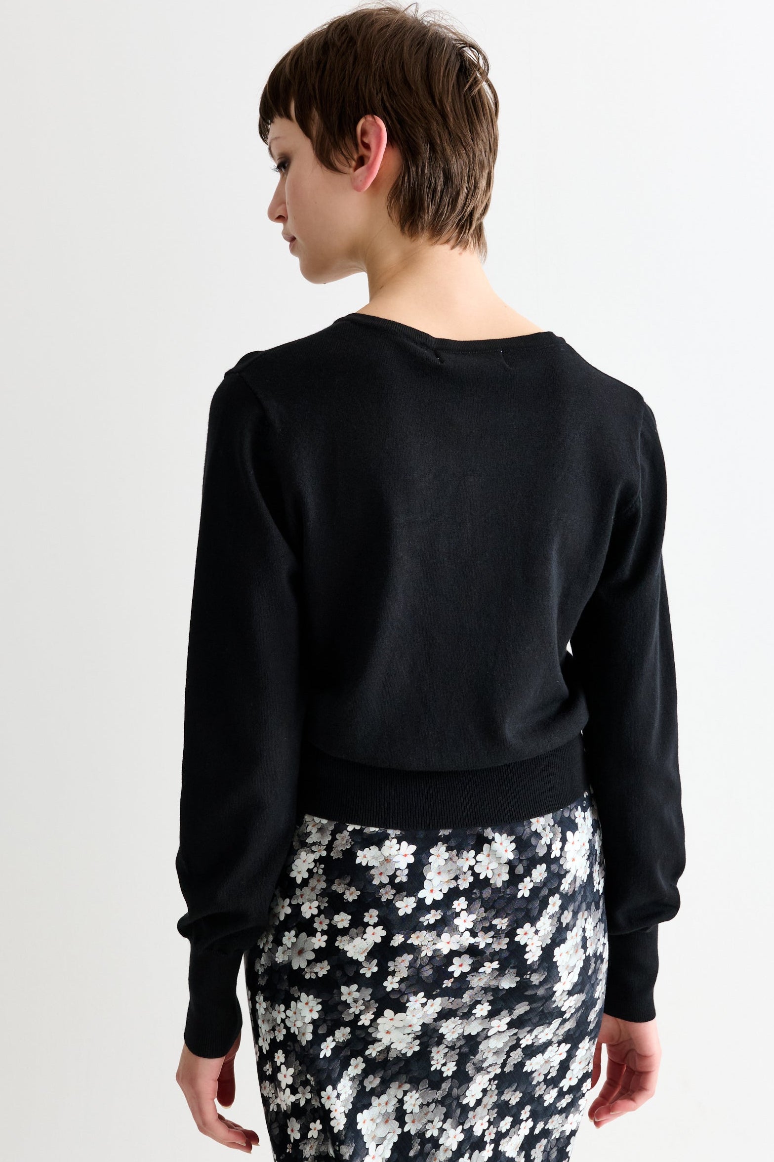 Ives Bow Trimmed Cardigan - Black - Detail 2