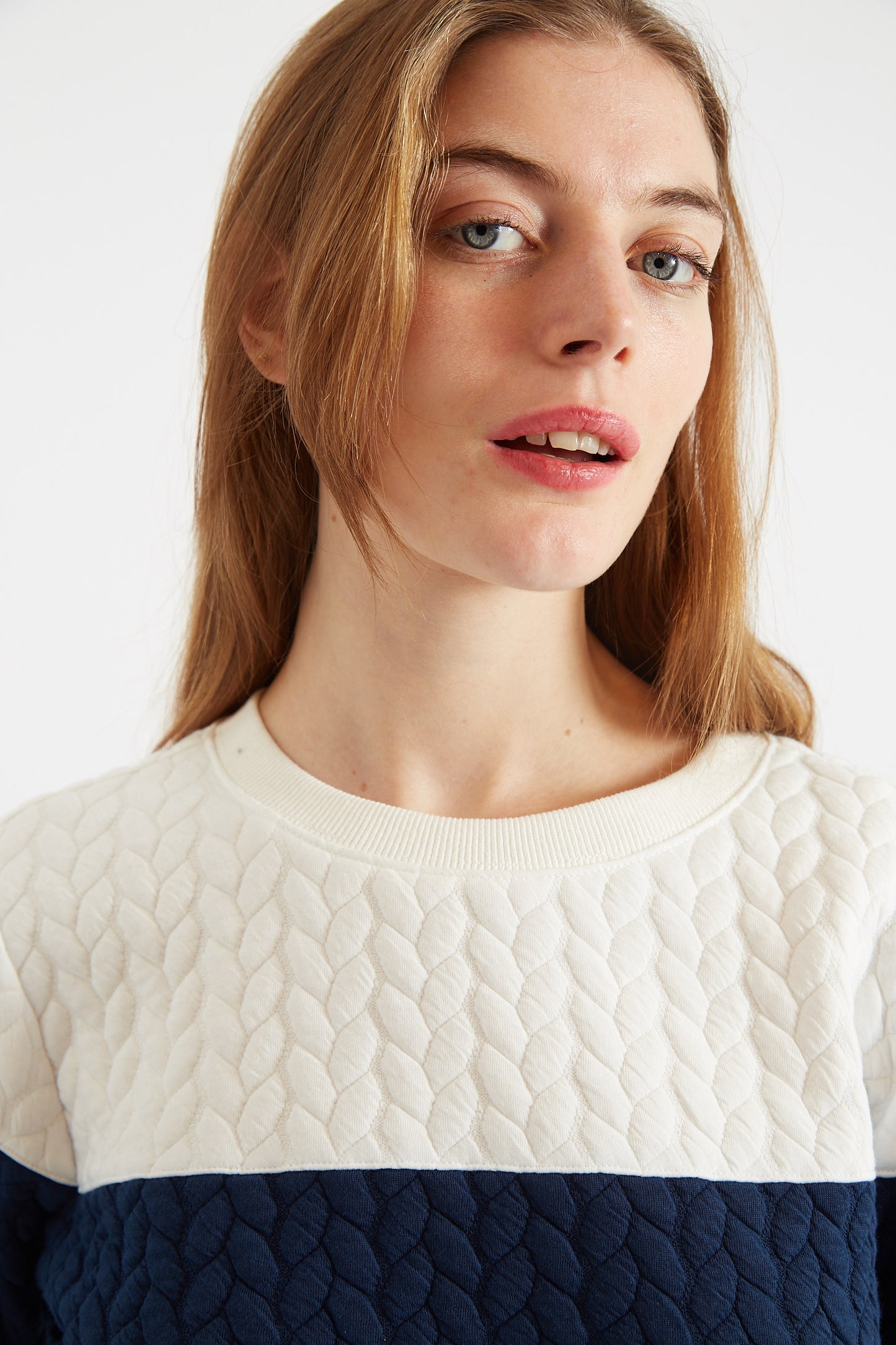 Jan 2 Colour Sweatshirt - Navy and White