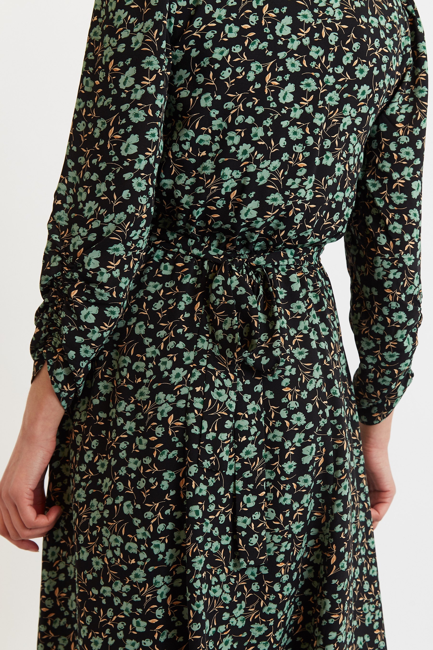 Kathlyn Fleur Vert Print Long Sleeve Midi Dress - Detail 3