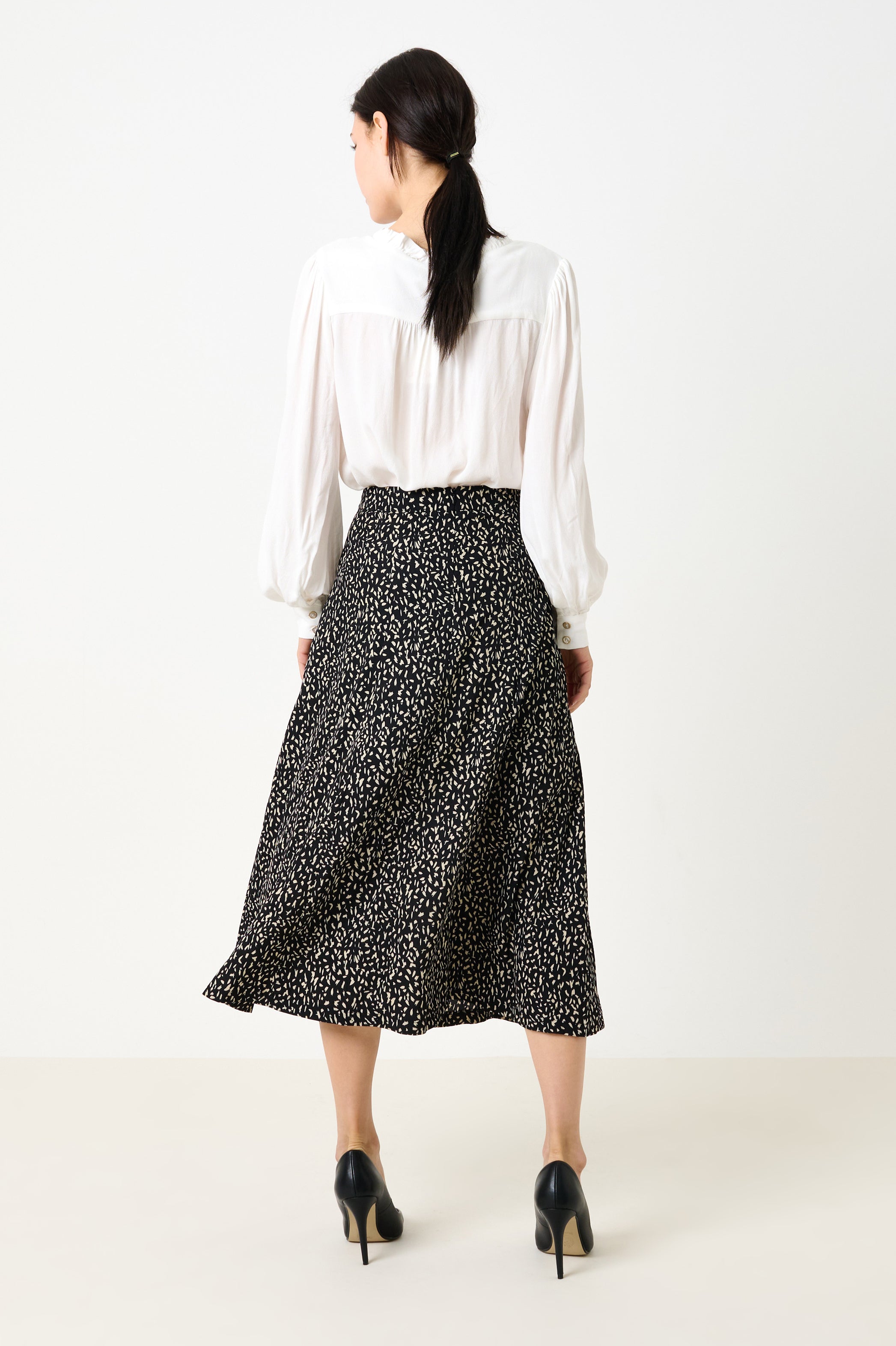 Kiyo Black Geo 11 Printed Midi Skirt - Detail 1