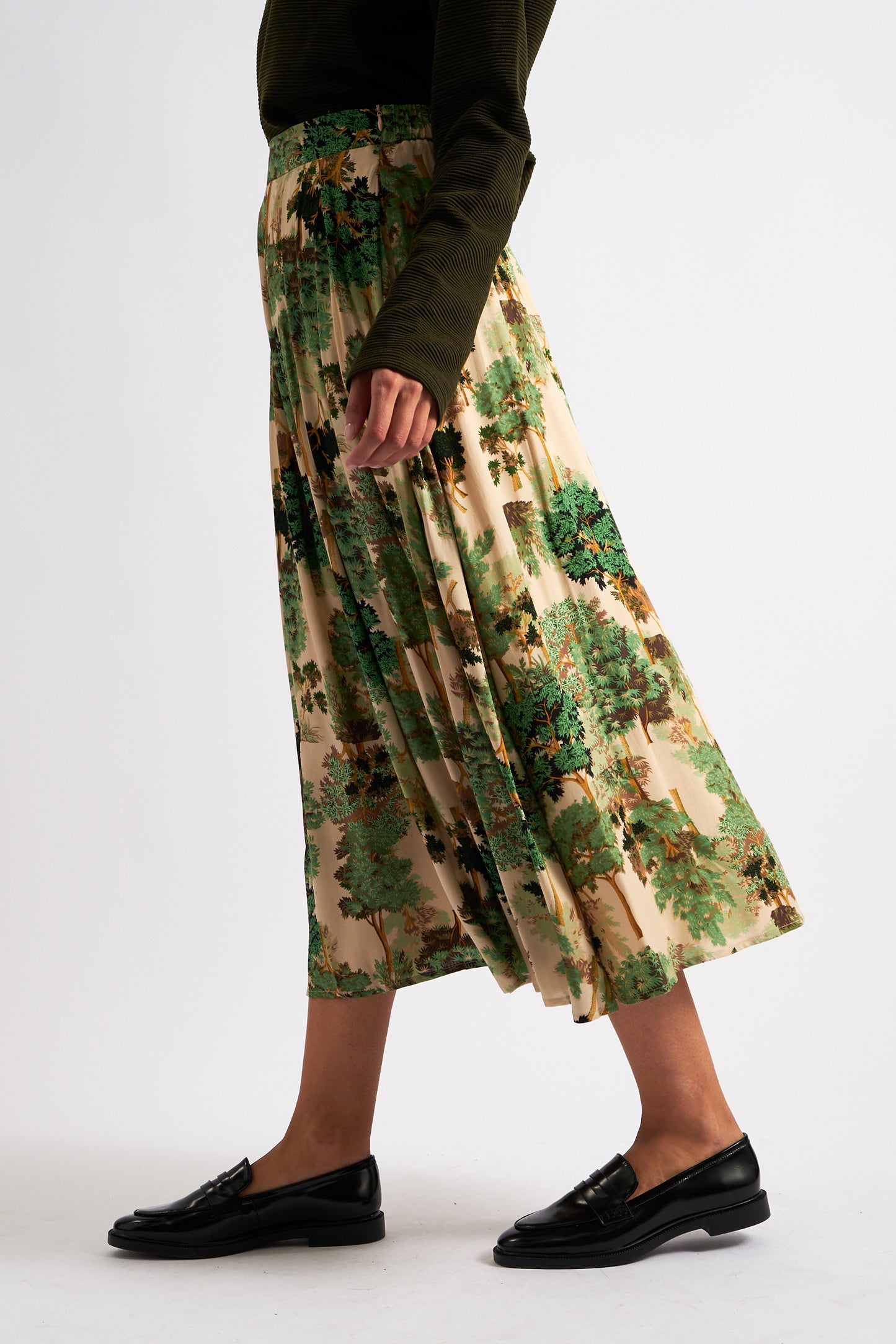 Lizea Forest Scape Print Midi Skirt - Green