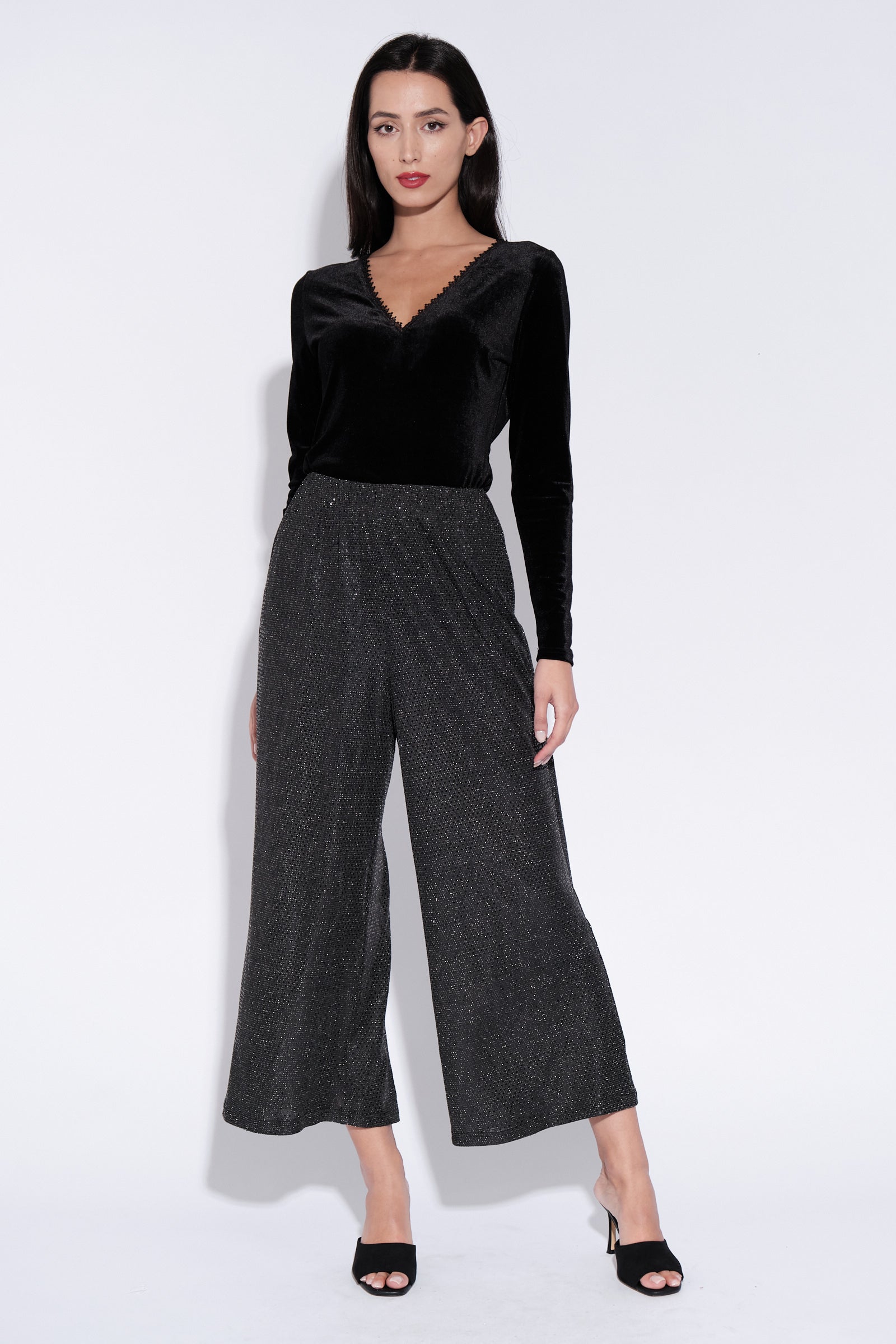 Maeko Velvet V Neck Top in Black - Detail 2