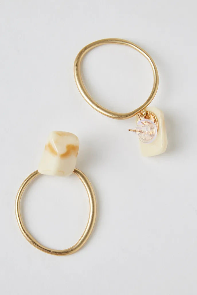 Mahol White Stone Matte Gold Hoop Earrings