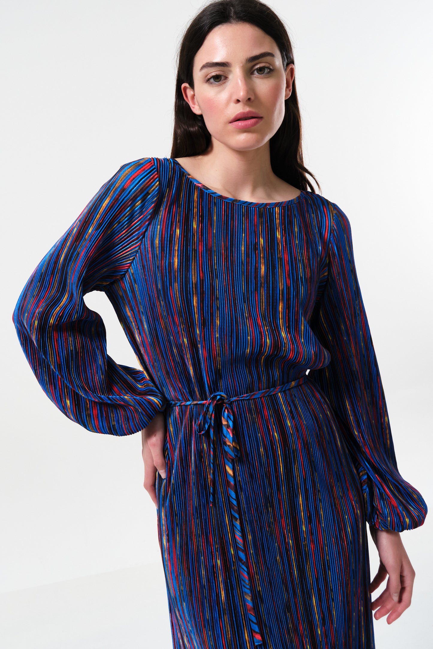 Milene Abstract Pleat Tie Waist Midi Dress