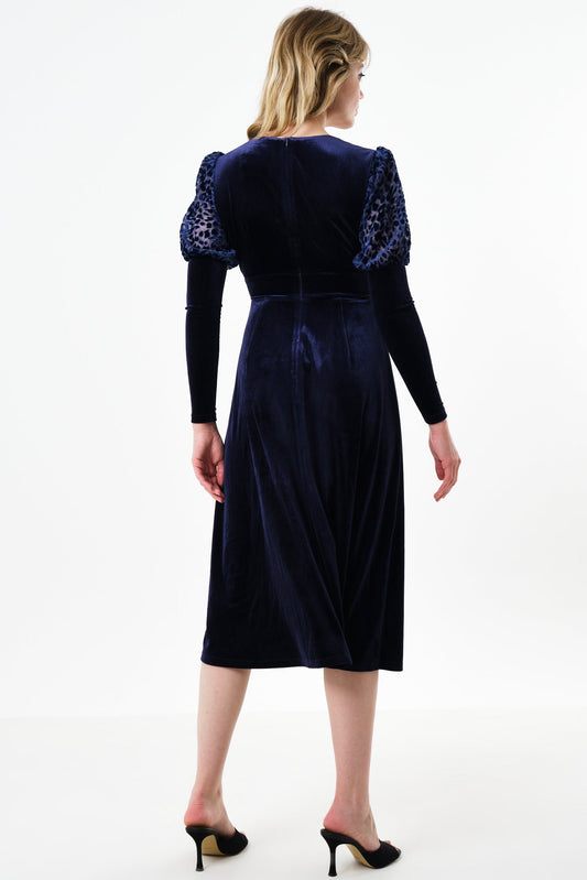 Moa Velvet V-Neck Midi Dress - Navy