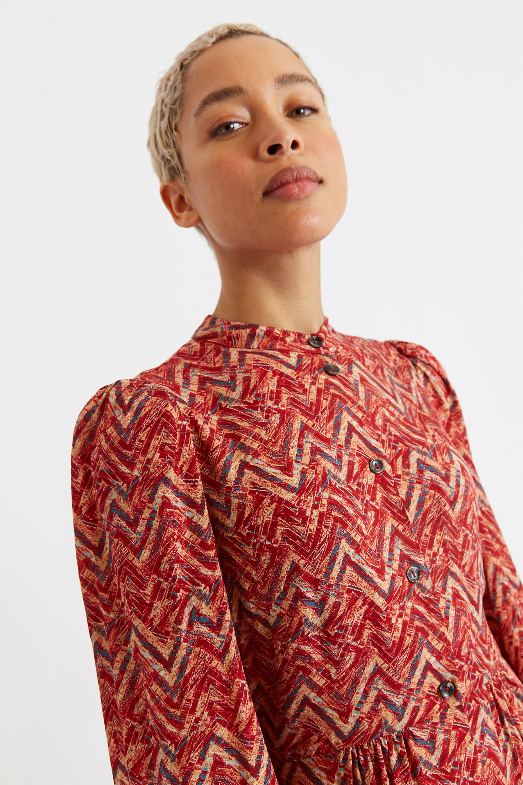 Nayma Art Attack Print Long Sleeve Midi Dress - Red - Detail 1