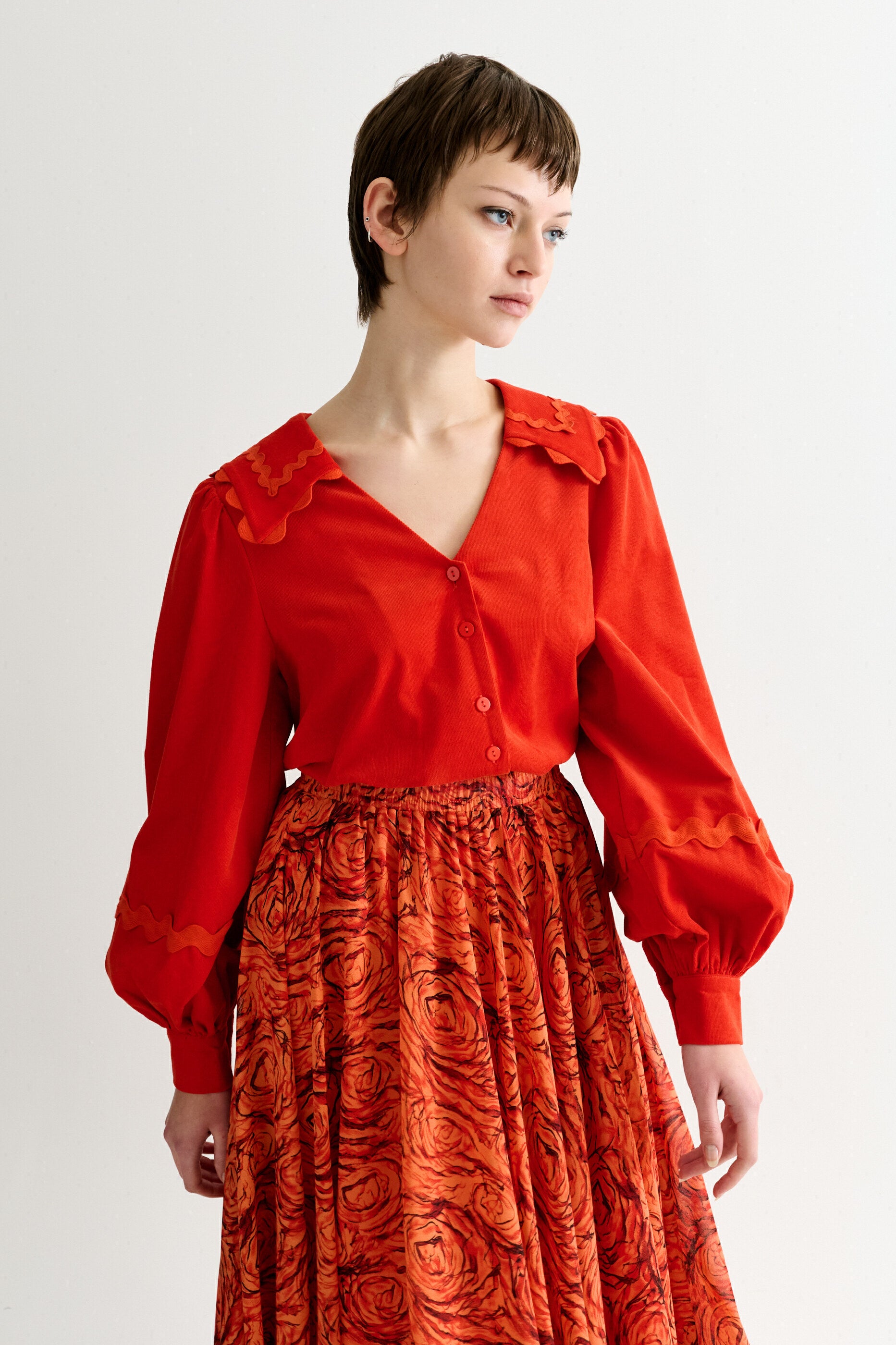 Pallas Babycord Big Collar Ric Rac Trimmed Blouse - Red - Detail 1