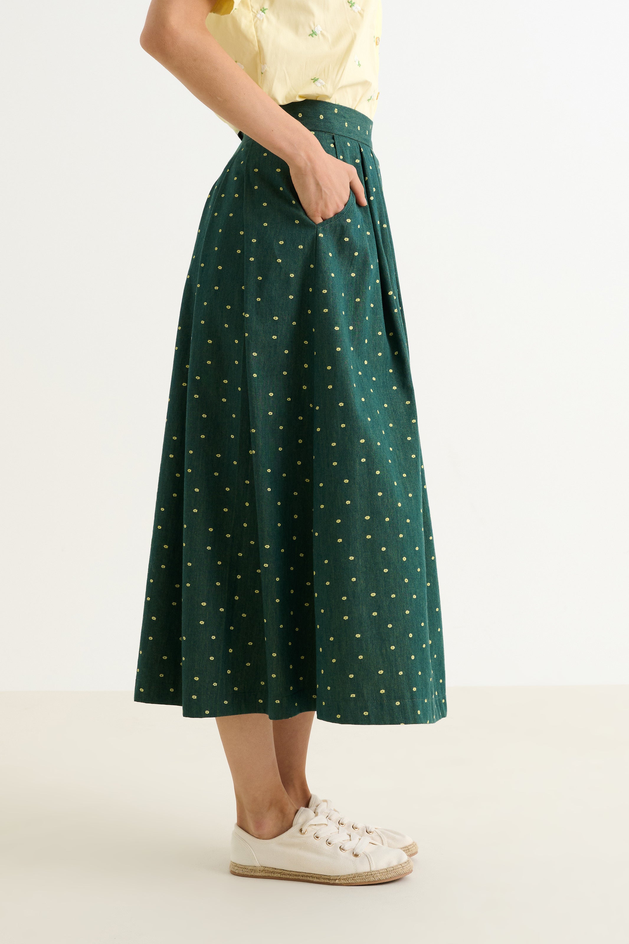 Pasadena Flower Dot Midaxi Skirt- Fern Green