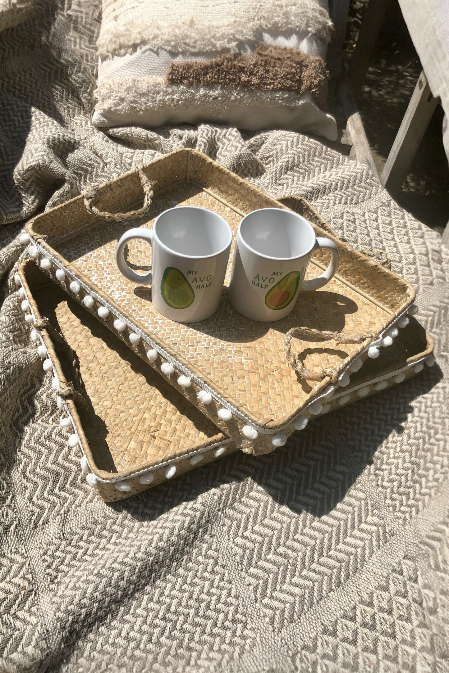 Set Of 2 Rattan Trays With Pom Pom Trim