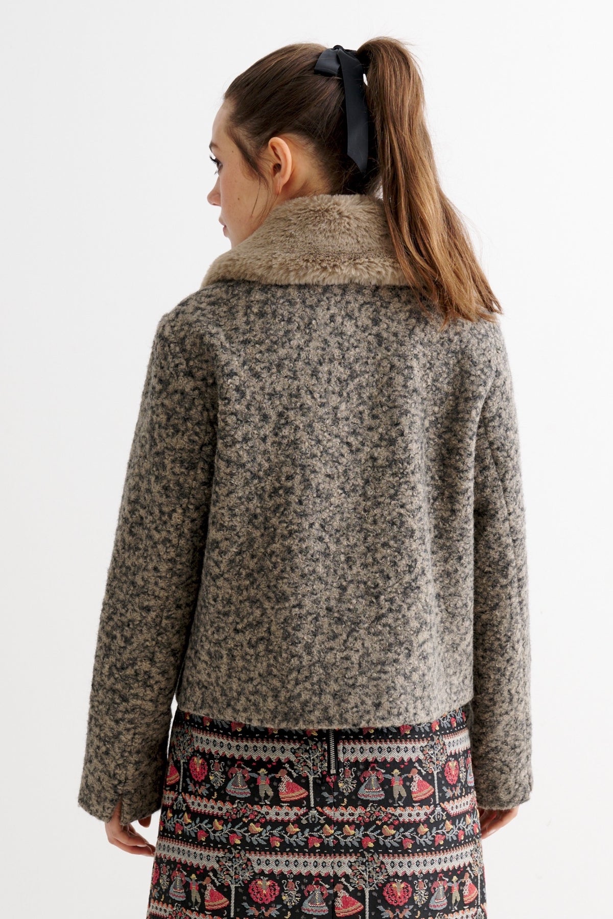 Apple Boucle Jacket - Biscuit