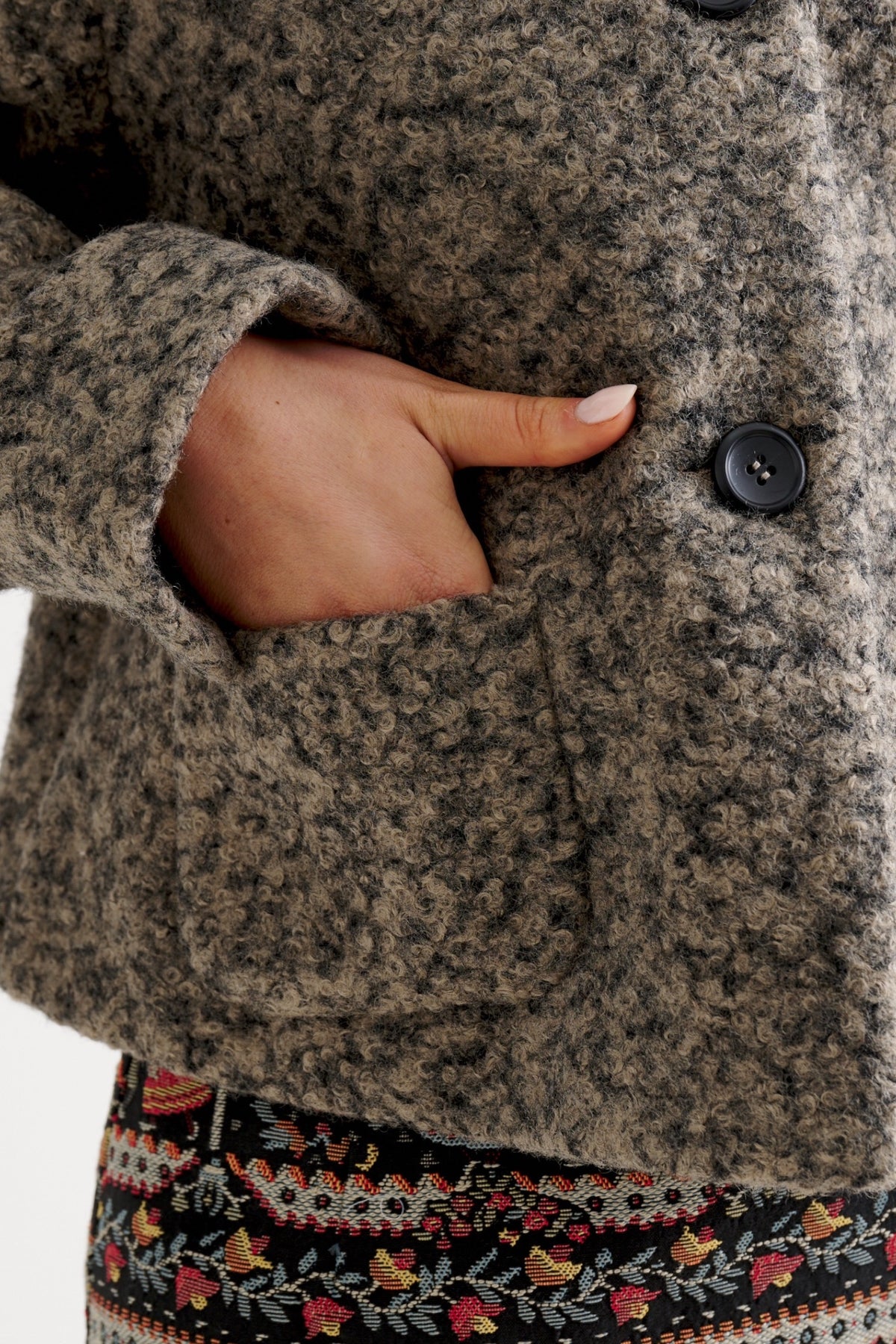 Apple Boucle Jacket - Biscuit