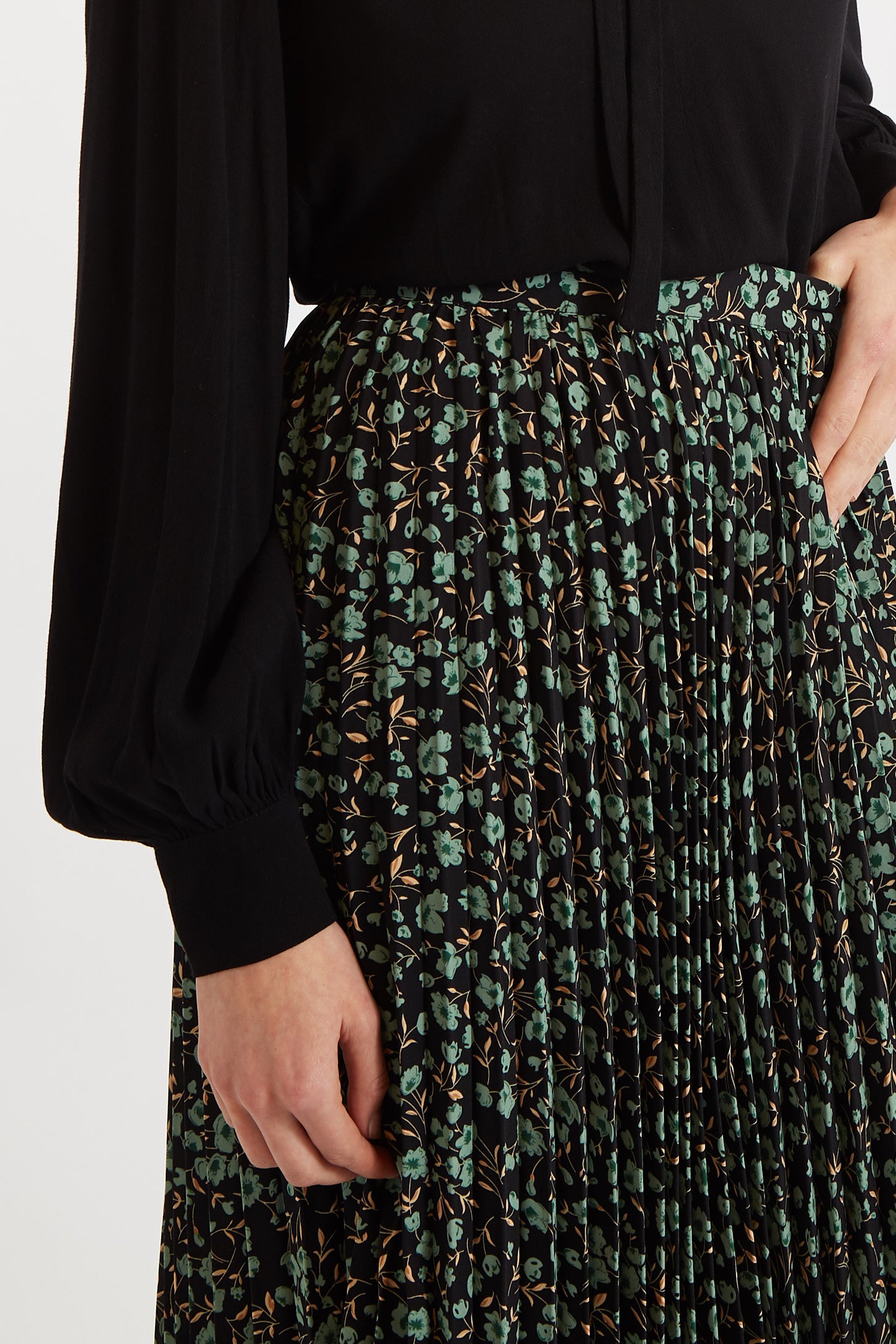 Sabina Fleur Vert Print Pleated Midi Skirt