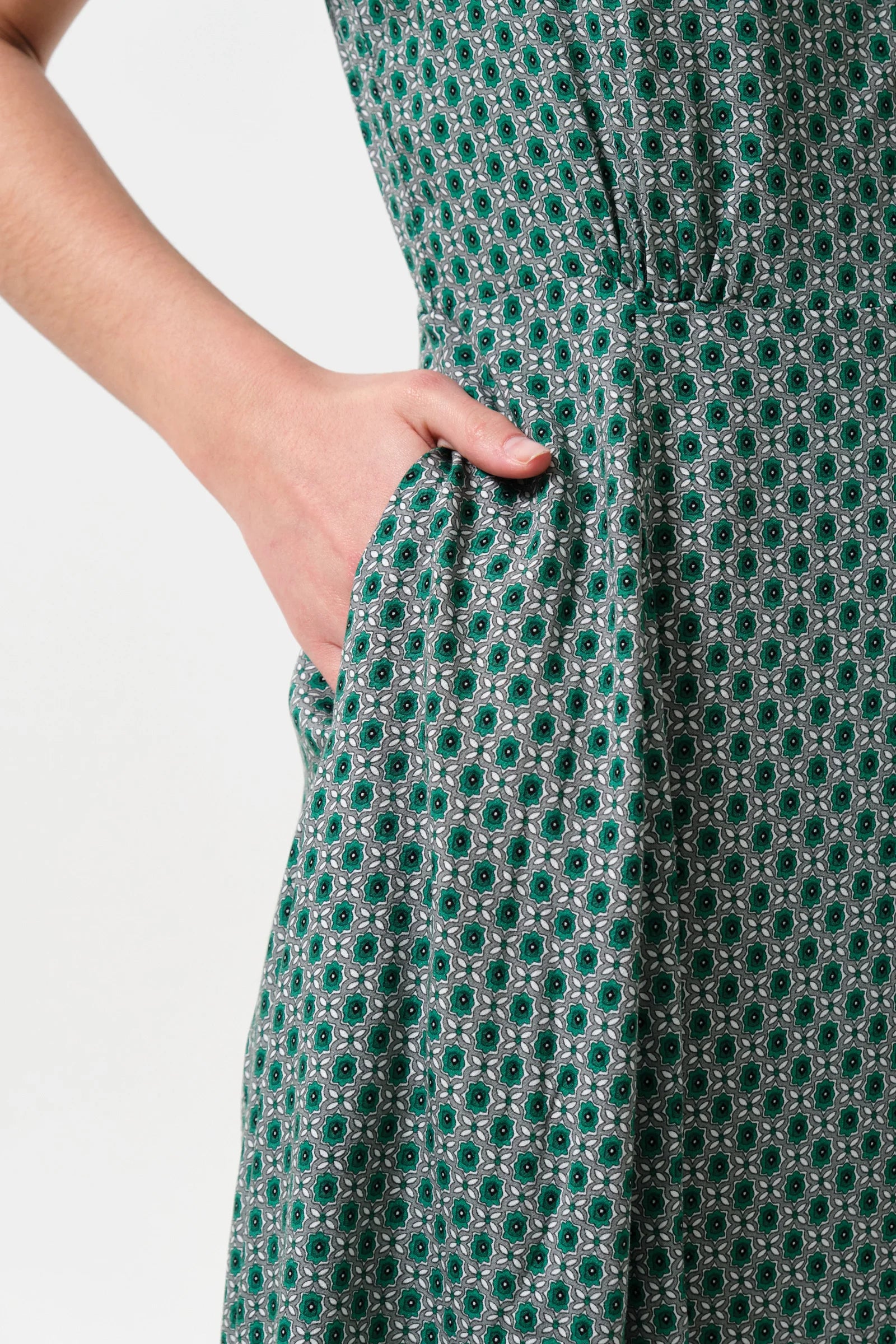 Solyne Flower Tile Print Mini Dress - Detail 2