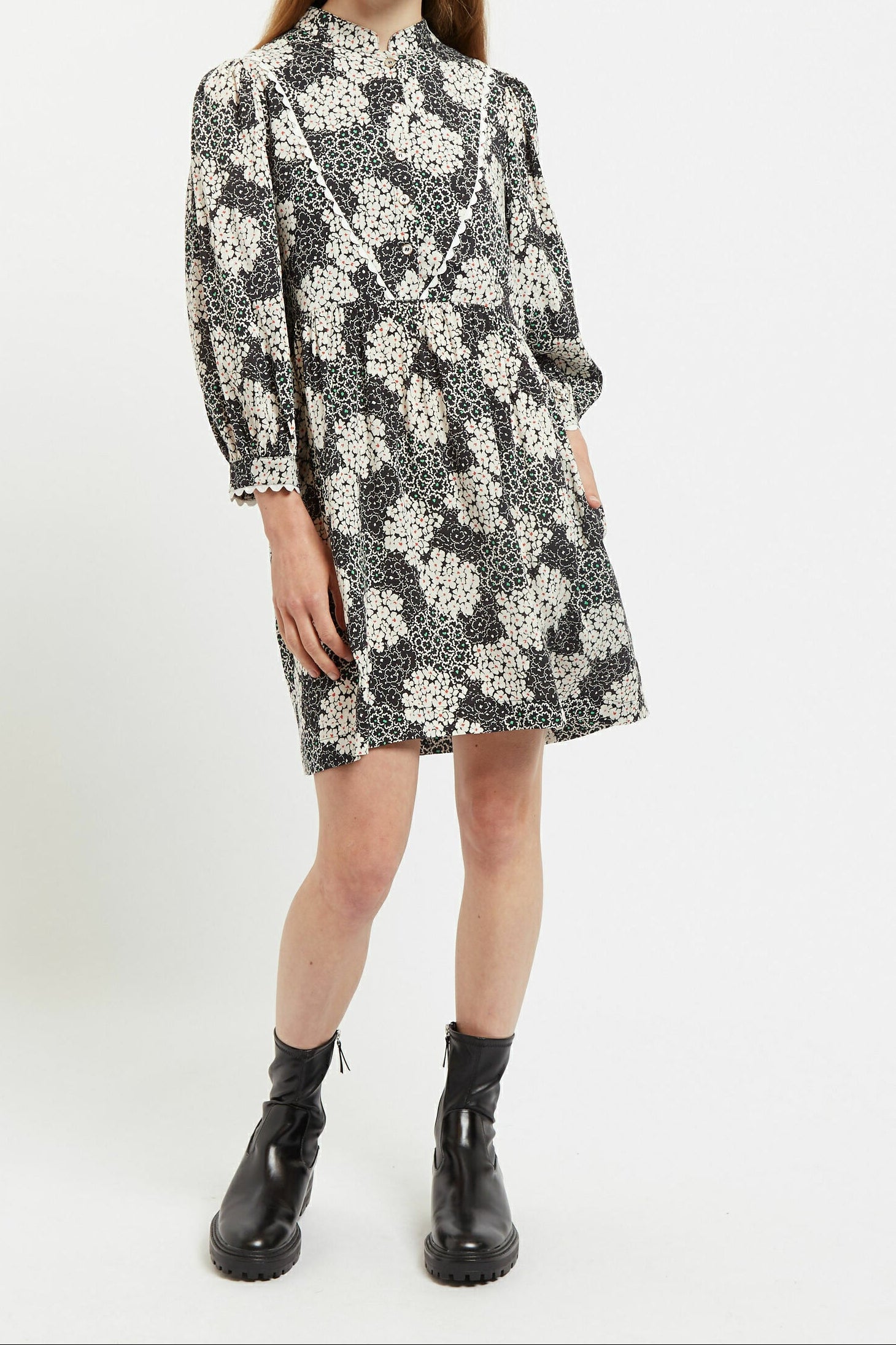 Suzanne Flower Patch Print Throw On Mini Dress