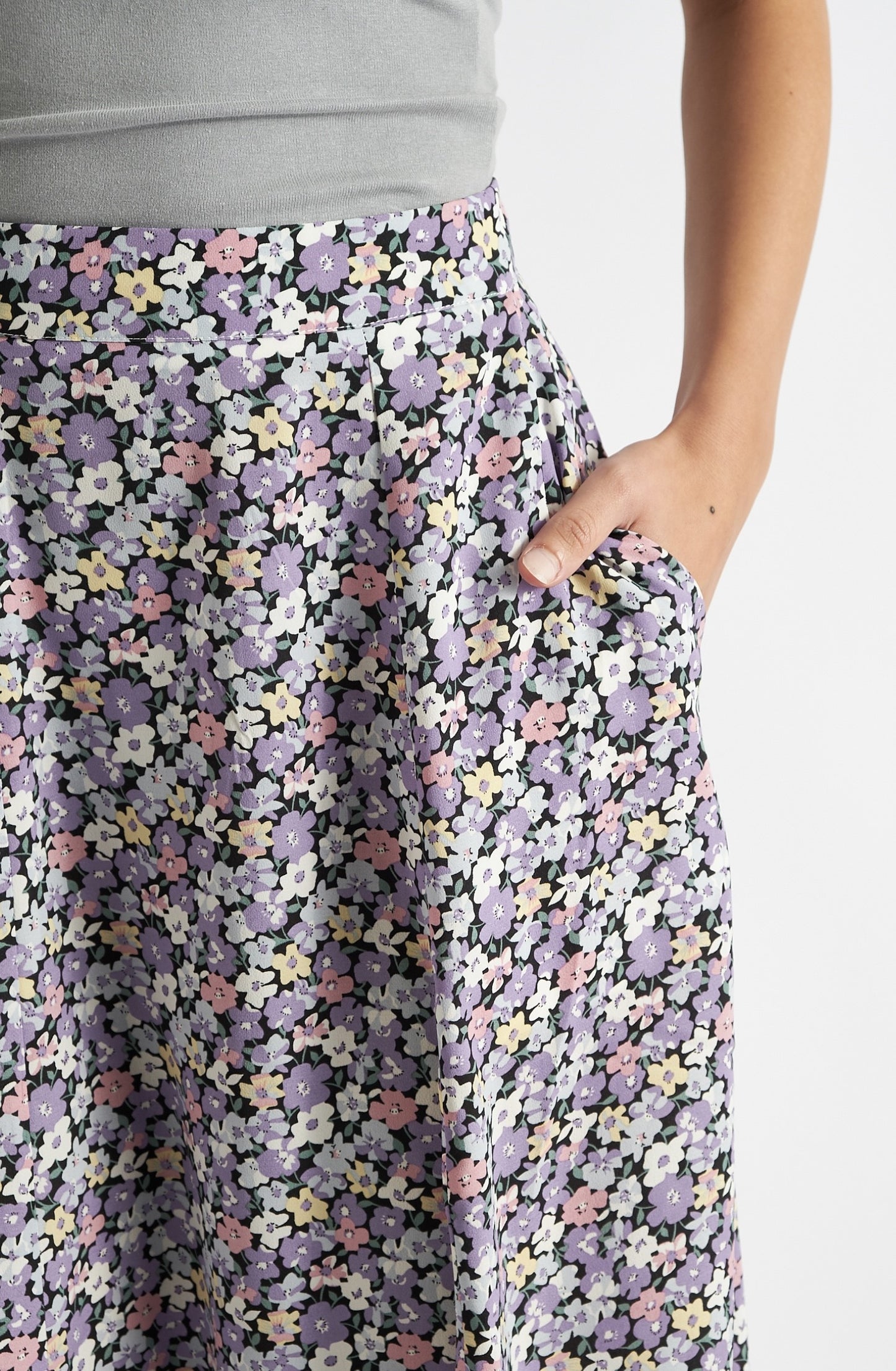 Chandler Pansy Print Midi Skirt Lilac
