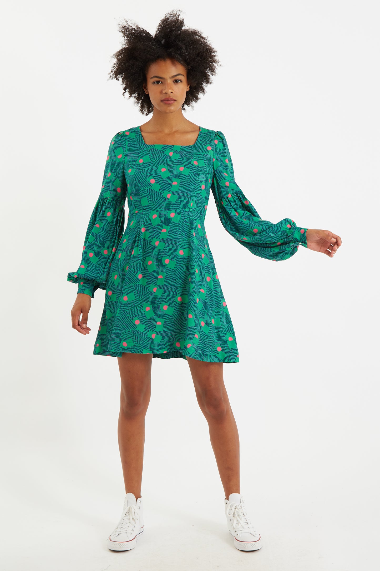 Bindy Bauhaus Abstract Print Square Neck Long Sleeve Dresses
