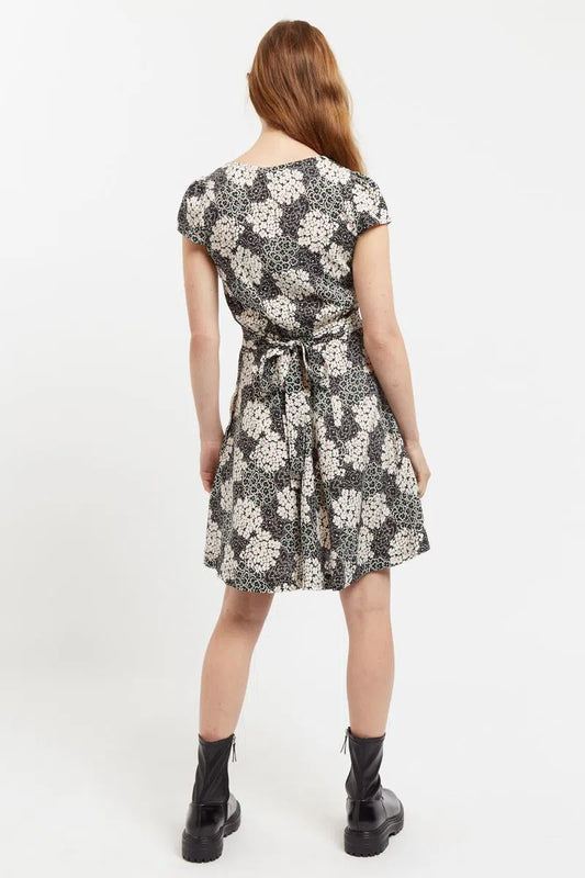 Louche Cathleen Mini Flower Patch in Black & White