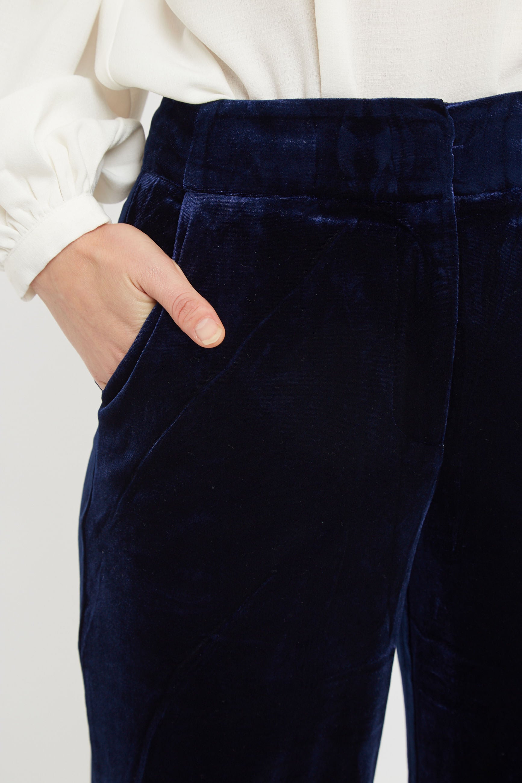 Elina Velvet Straight Leg Trouser - Navy - Detail 1