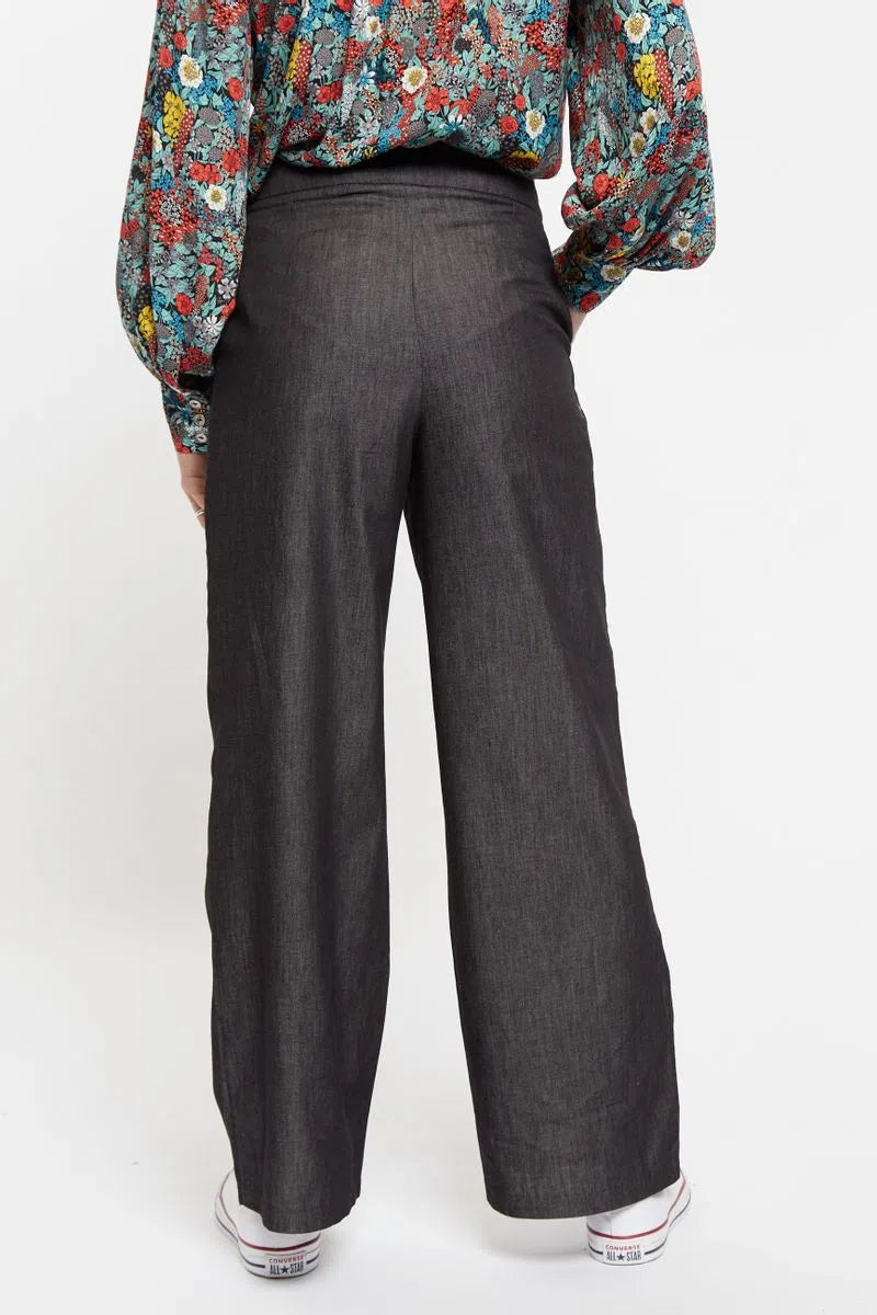 Louche Elina Chambray Straight Cut Trouser In Black