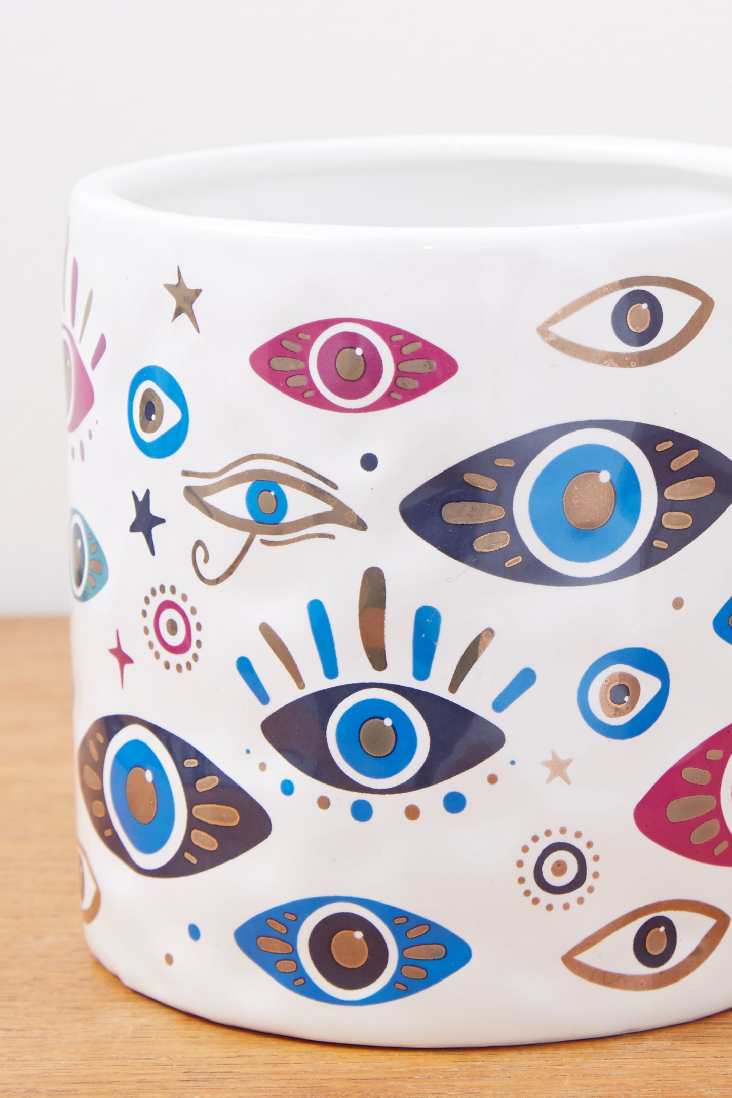 Eye Design Planter