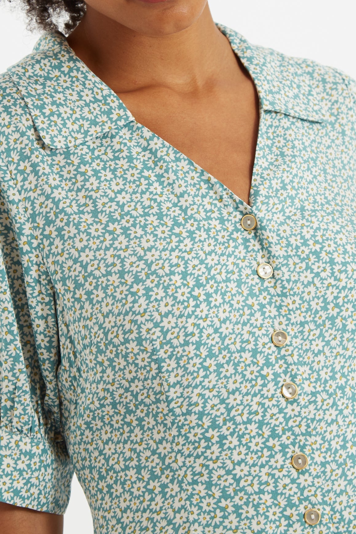 Jadi Dazzler Midi Dress