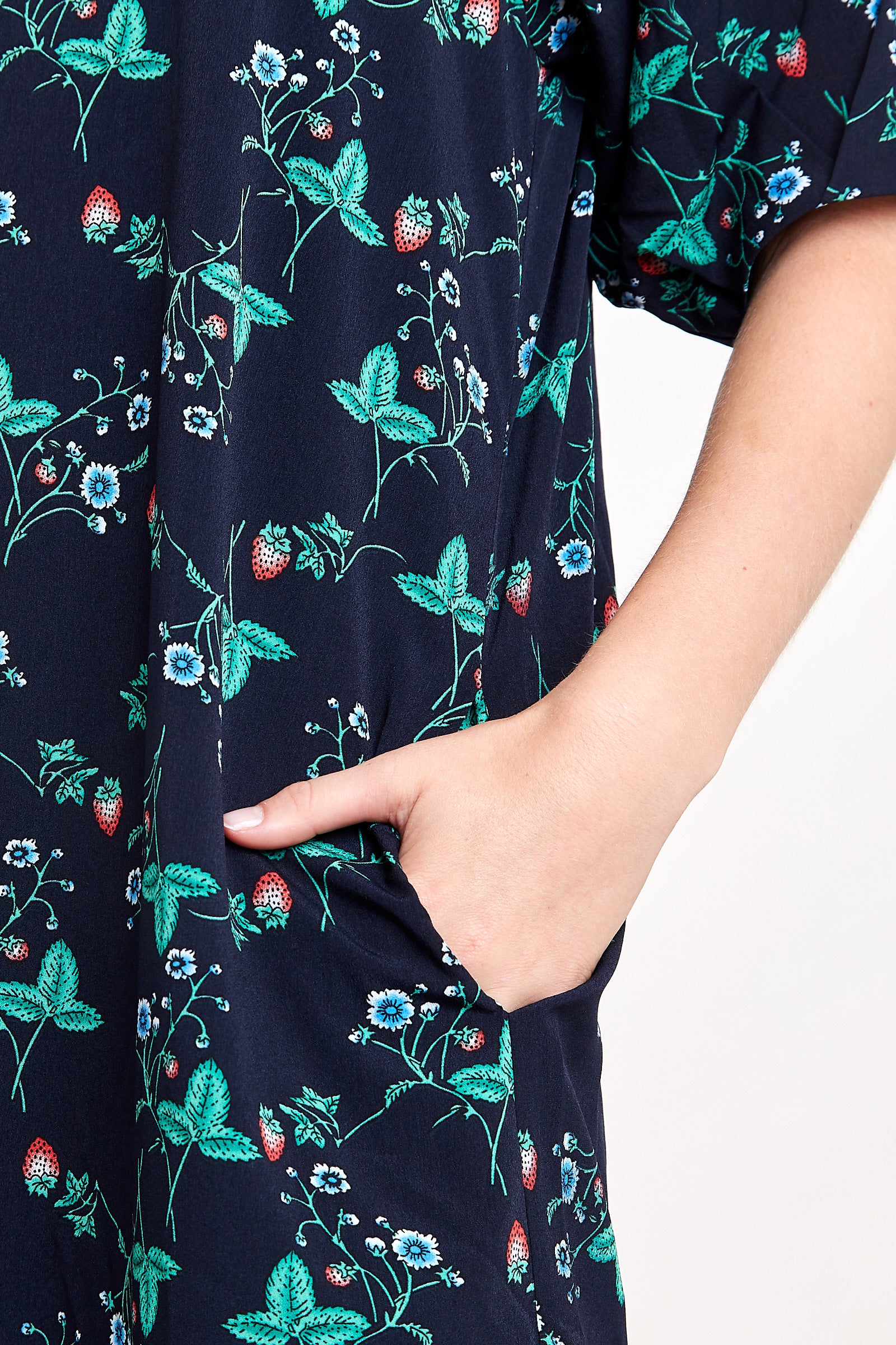 Lauryn Strawberry Print Short Sleeve Dress - Detail 1