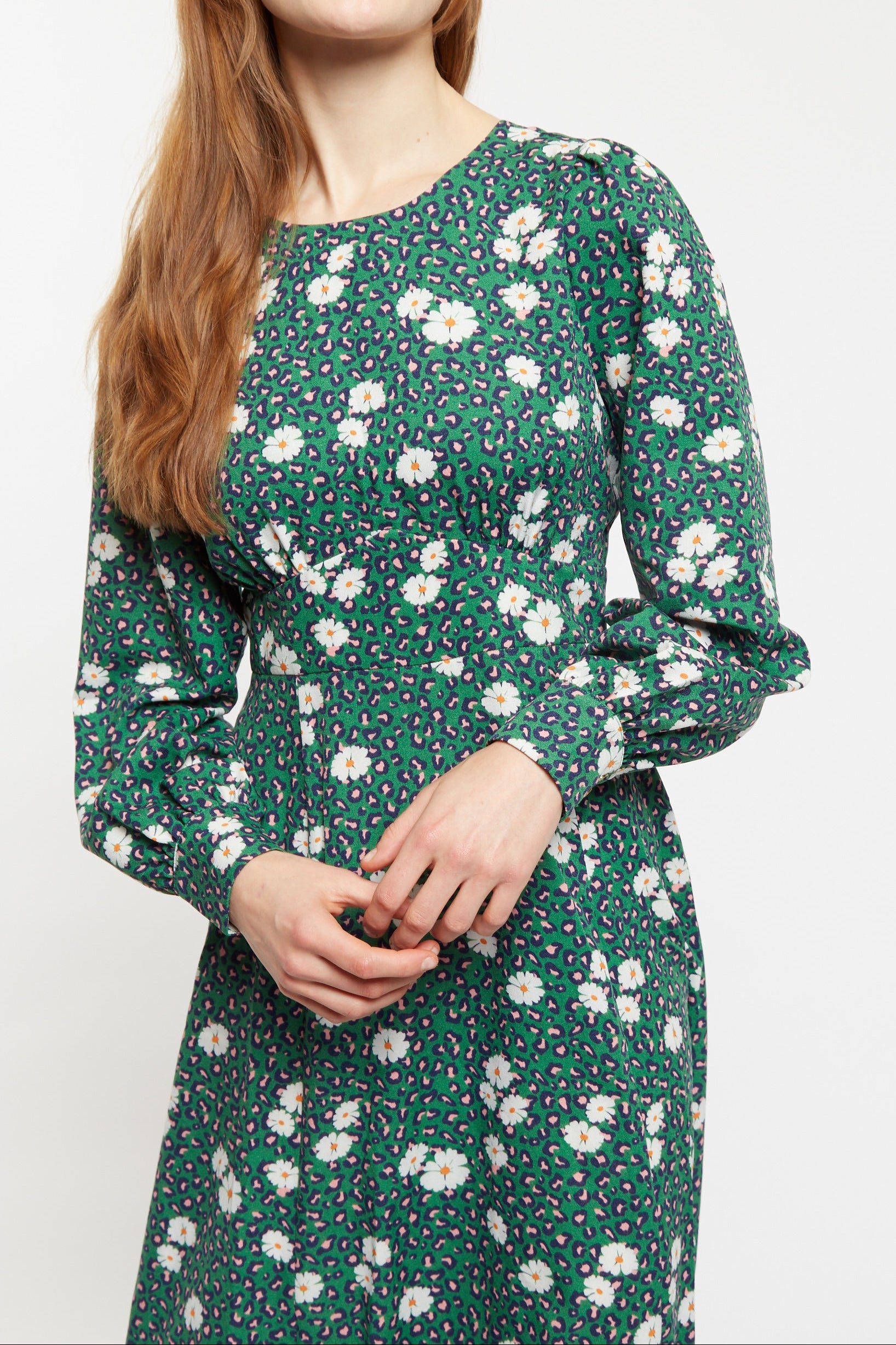 Liv Roaring Daisy Print Long Sleeve Midi Dress - Green - Detail 3