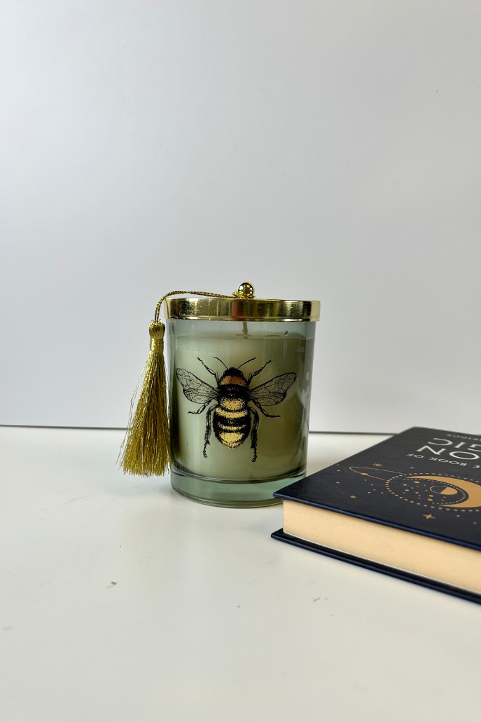 Bee Candle in Tassel Lid Pot