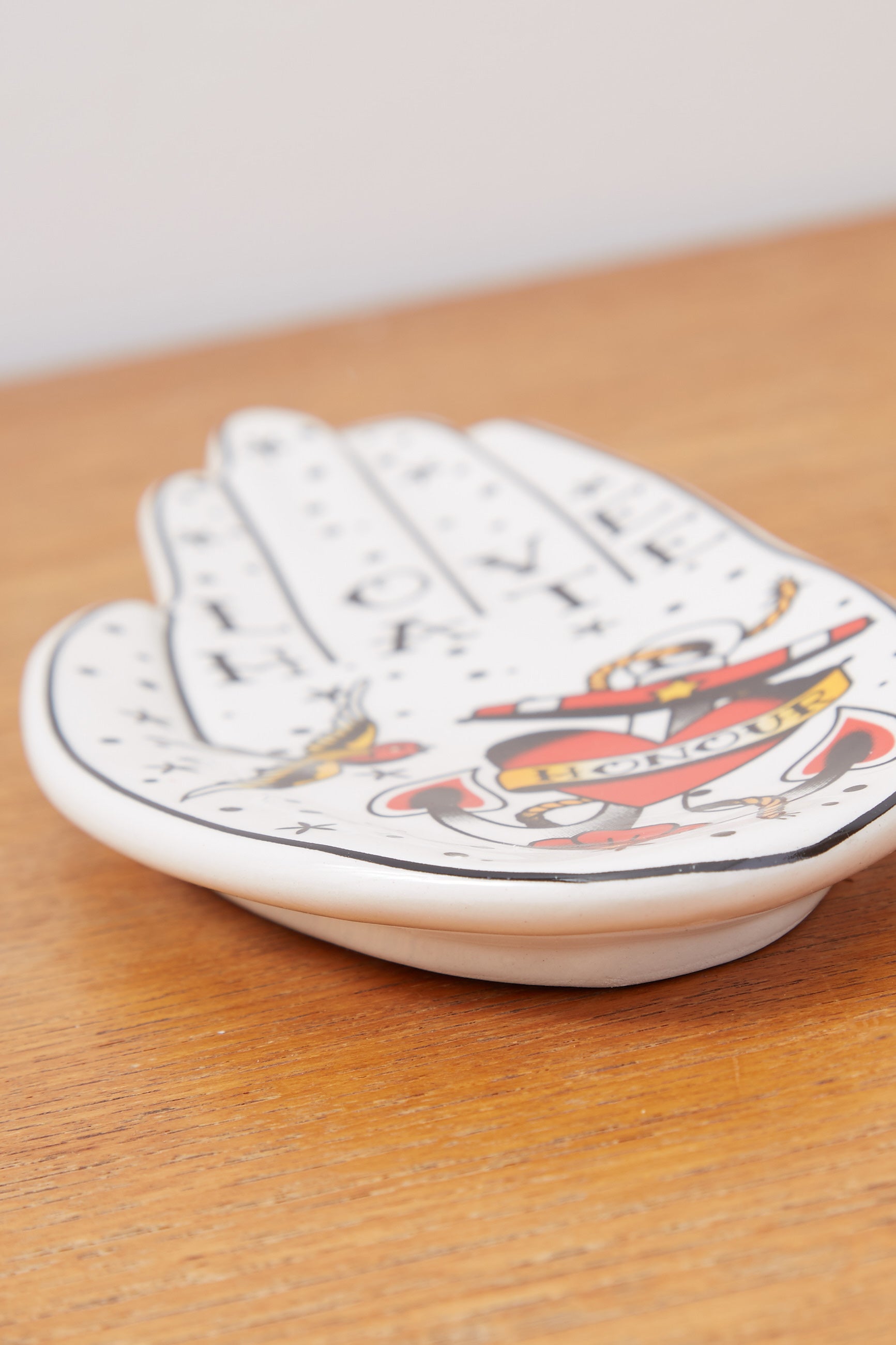 Palmistry Trinket Tray Love Hate - Detail 1