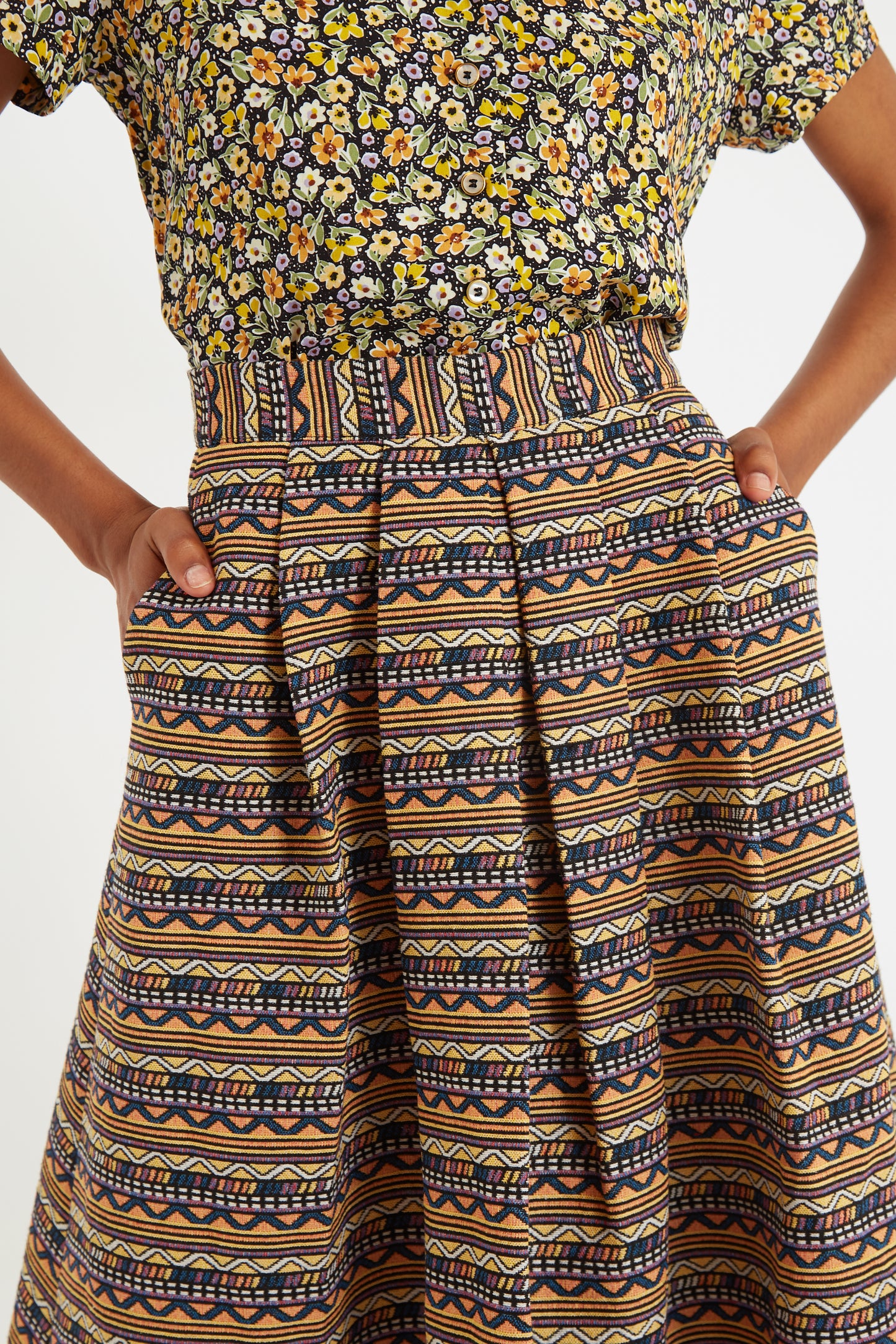 Pasadena Mexico Jacquard Midi Skirt