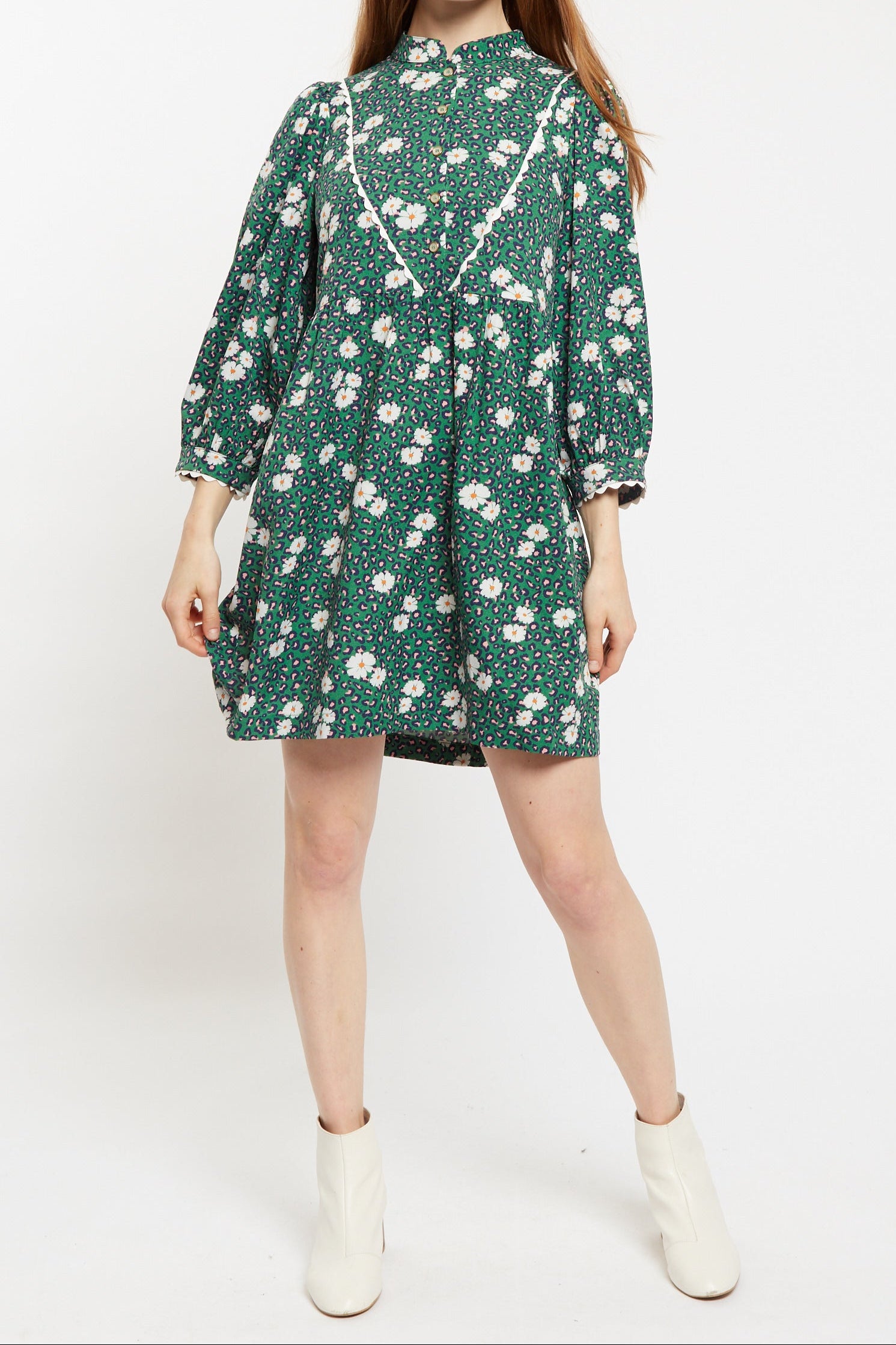 Louche Suzanne Roaring Daisy Print Long Sleeve Mini Dress - Green - Detail 3